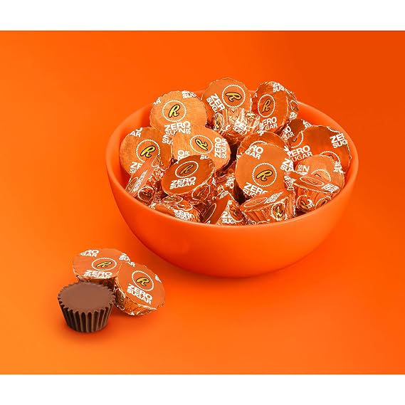 REESE'S Zero Sugar Miniatures Chocolate Peanut Butter Cups, Candy Bag, 5.1 oz