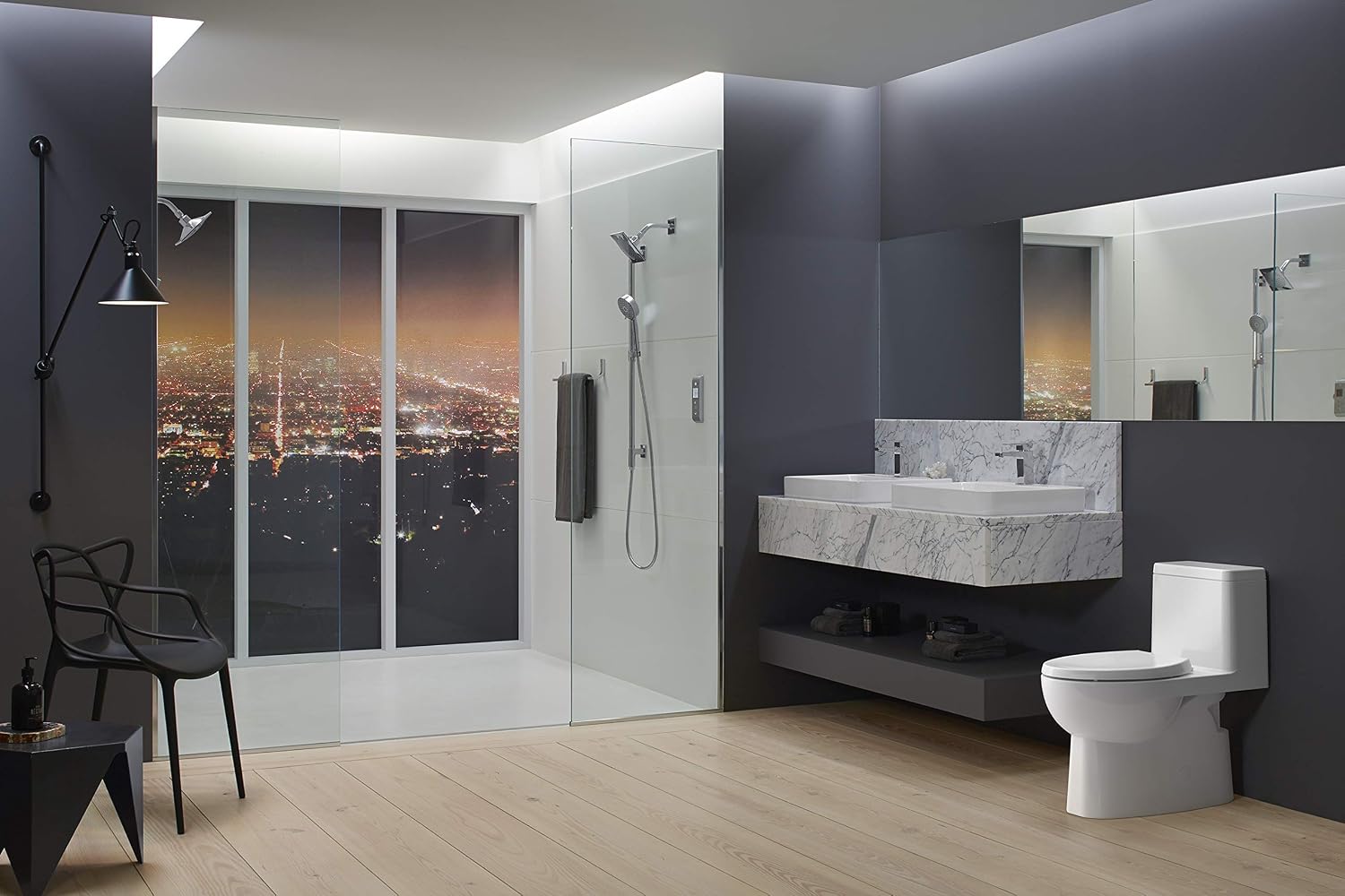White High Efficiency Elongated Free Standing Toilet