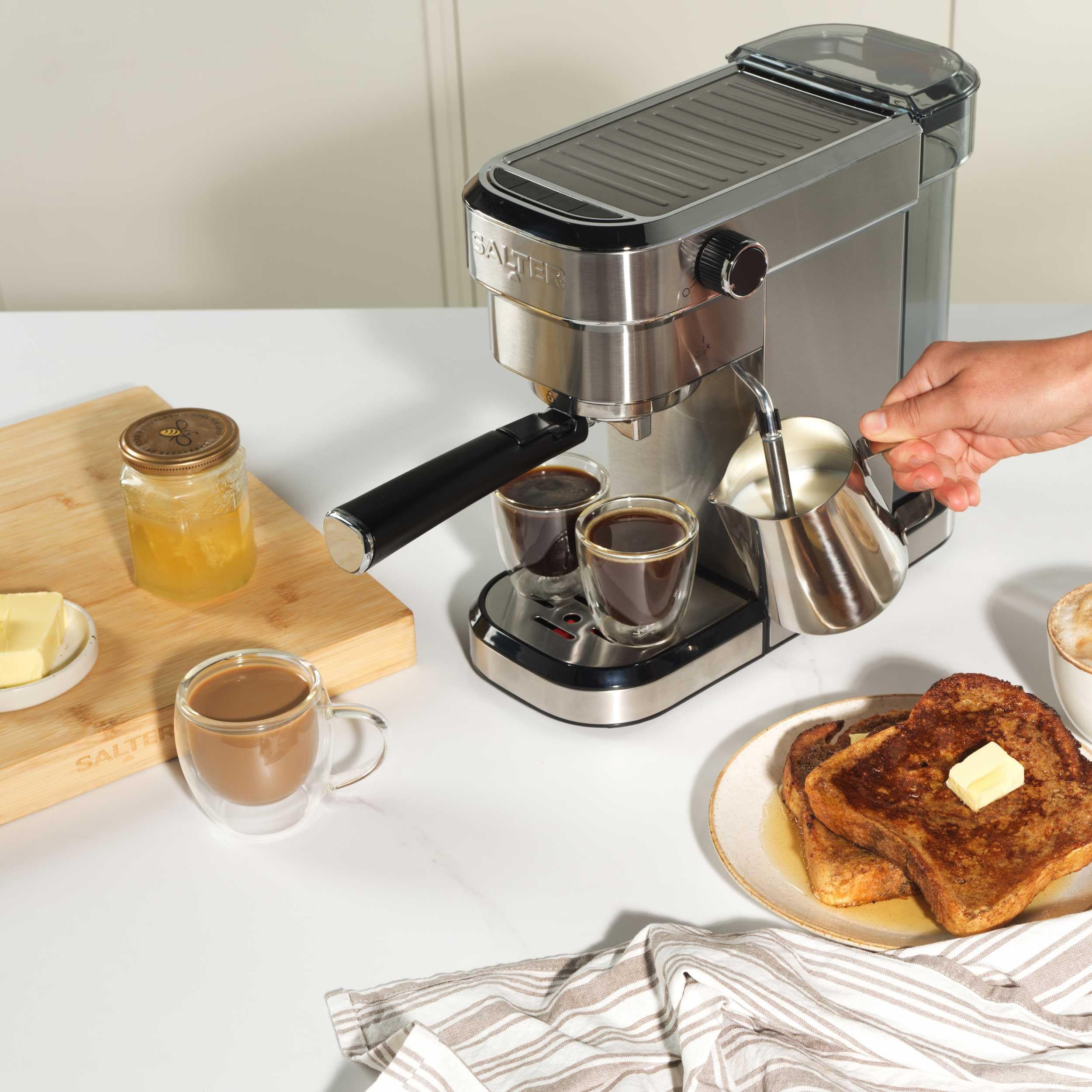 Salter Macchina da Caffè Espresso 20 Bar con Montalatte – Singolo e Doppio Espresso, per Cappuccino e Latte, Serbatoio Rimovibile 1,1 L, Acciaio Inox