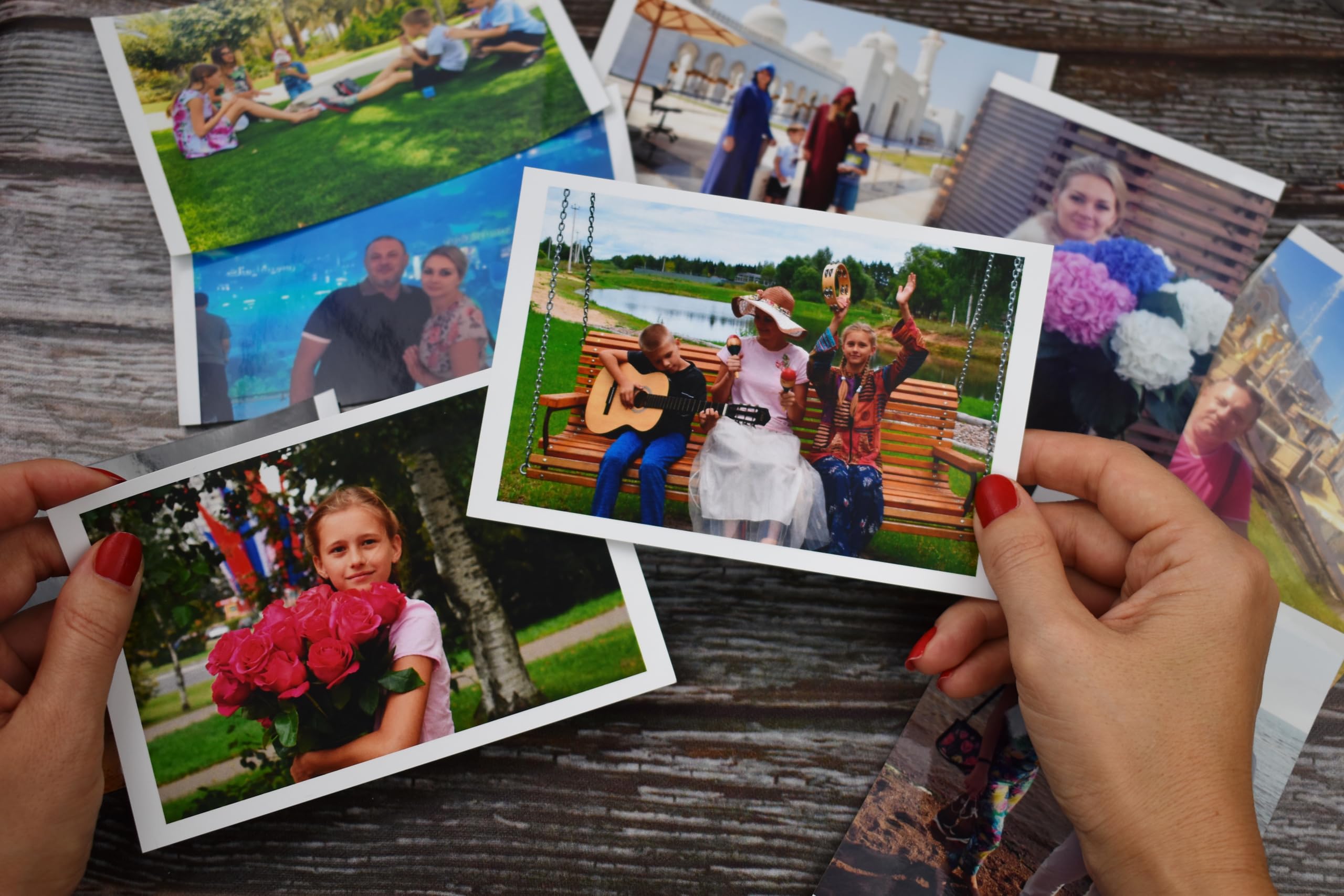 Stampa Foto dal Cellulare Online - 100 Stampe 10x15, 12x16, Vintage, 15x23 cm | Carta Fotografica Fujifilm Professionale | Invio Semplice via WhatsApp WeTransfer Email (100 stampe 15x23 cm)