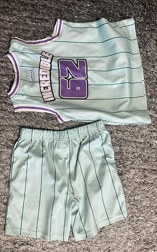 Stylish set & fits well for my kid.