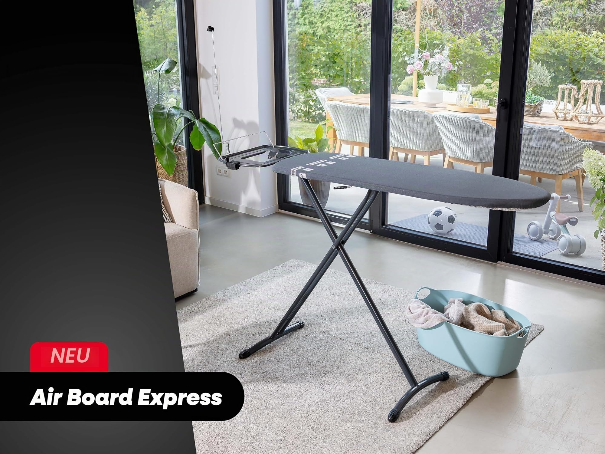 Leifheit Air Board Express M Black, Bügelbrett in stilvollem Design, 120 x 38 cm Bügelfläche, Bügeltisch geeignet für Dampfstationen, höhenverstellbar und platzsparend verstaubar, schwarz