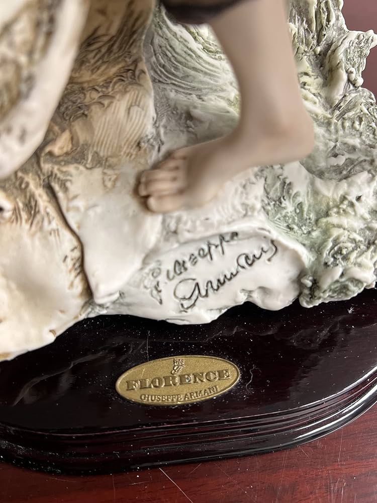 Giuseppe Armani Unique Florence Figurines : Amazon.ca: Home