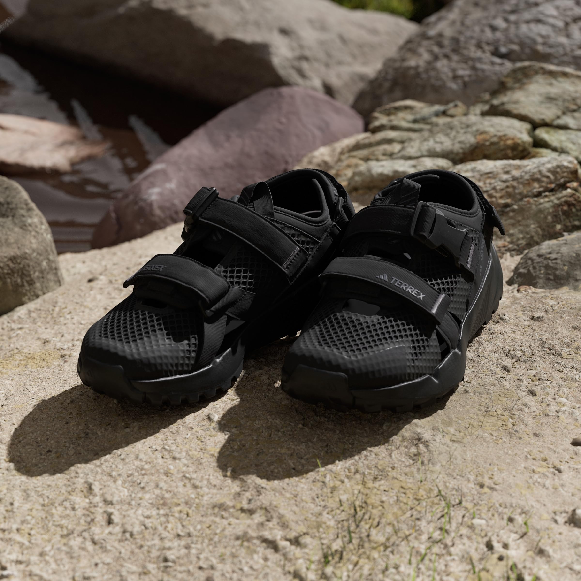 adidas Unisex Terrex Hydroterra At SandalsWanderschuhe