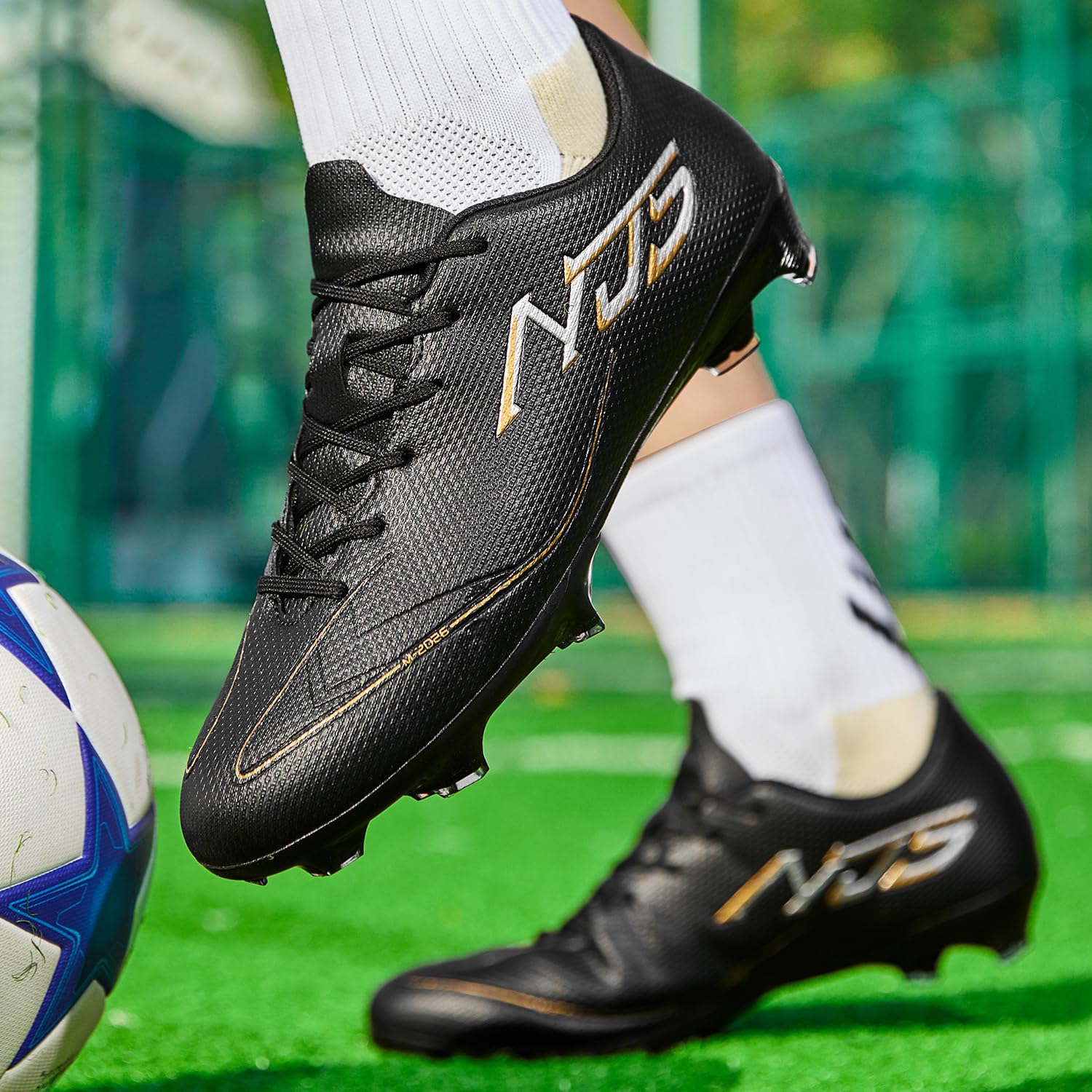 Chaussures de Football Homme Spike Crampons Adolescents Professionnel Antidérapant Chaussures de Foot Adultes Athlétisme Entrainement Chaussures de Sport