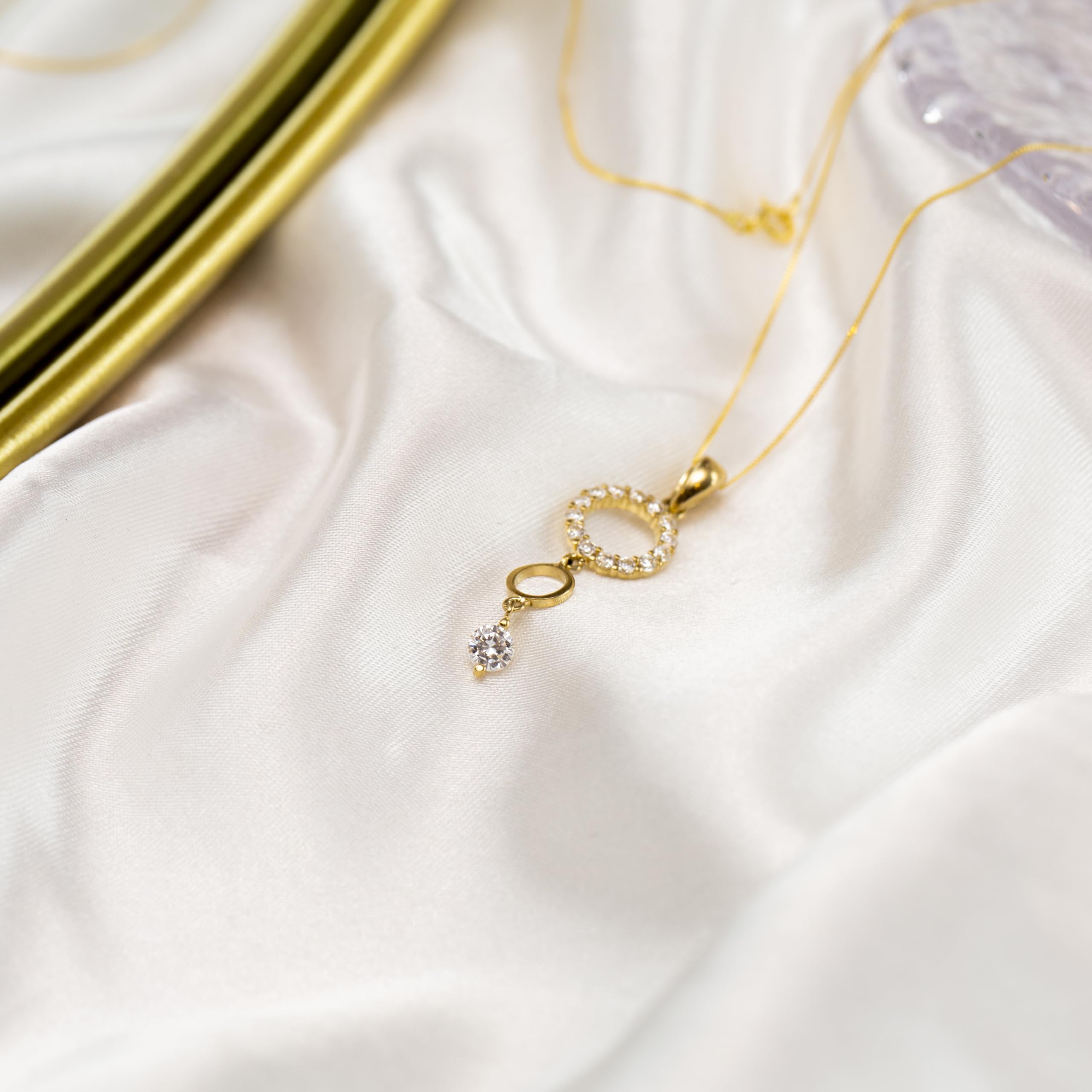 Carissima Collar de mujer con oro amarillo de 9 quilates (375/1000), circonita, 46 cm