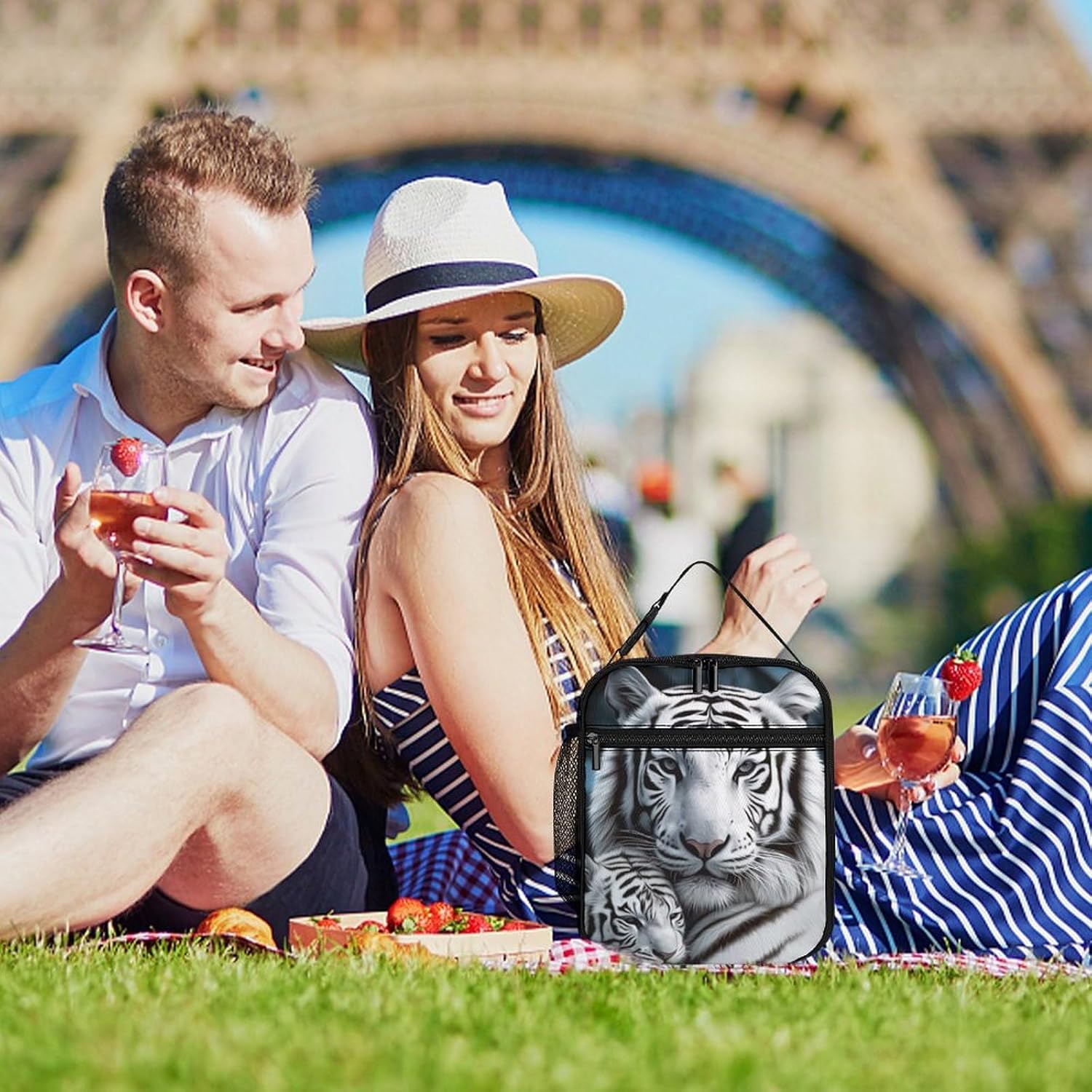 Lunch Box for Men And Women,White Tiger Painted Portable Lunch Bag,large Capacity Reusable Meal Bag, 27.5X20cm