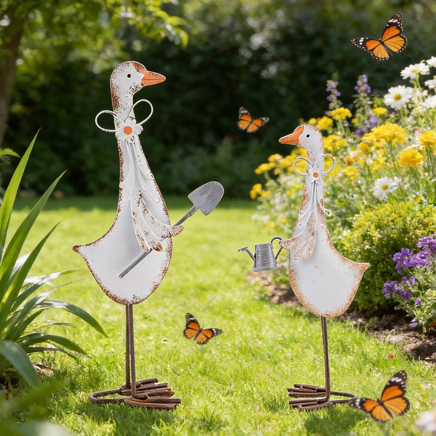 ACAREY Pack of 2 Garden Decoration Spring Goose Garden Stake Rust Decoration Spring Decoration Metal Garden Easter Decoration Outdoor Garden Stake Rust Garden Decoration Outdoor Weatherproof for Garden Decoration Patios All