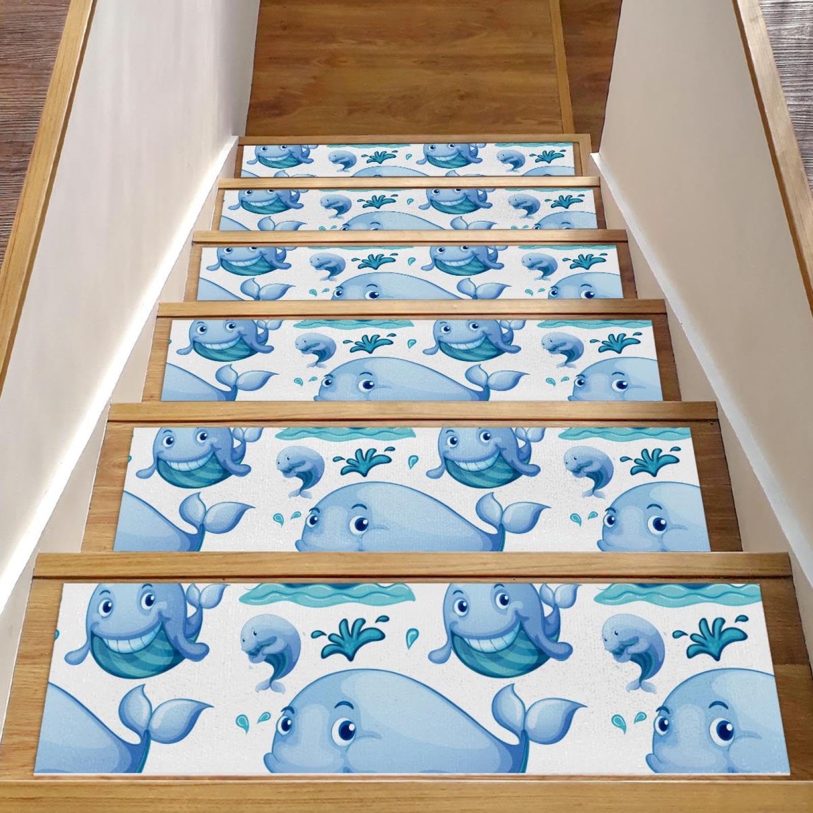 Peldaños de escalera de ballena azul cielo para crear un hogar seguro para tus niños