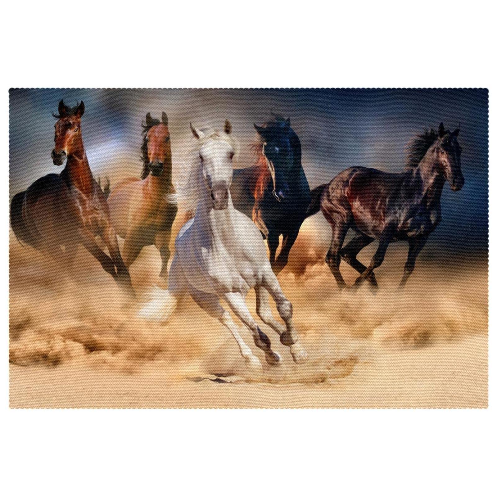 Sets de table chevaux pour repas de famille chaleureux et décoration de salle à manger