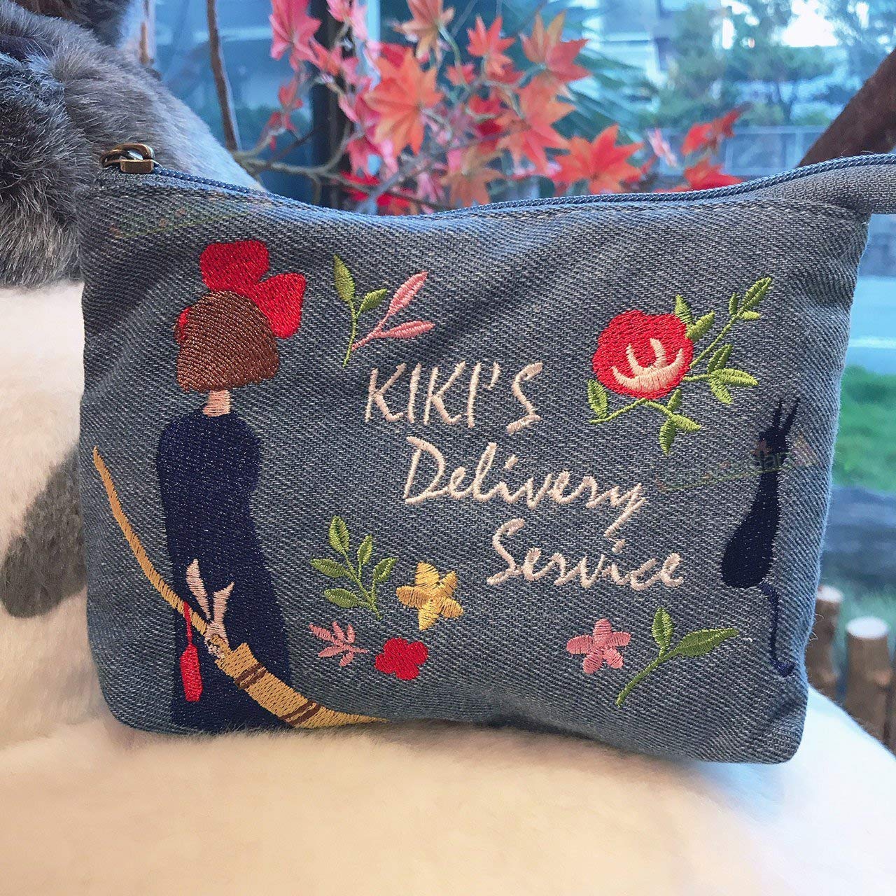 Amazon.co.jp: ジブリ 魔女の宅急便 キキ ポーチ デニム刺繍シリーズ  