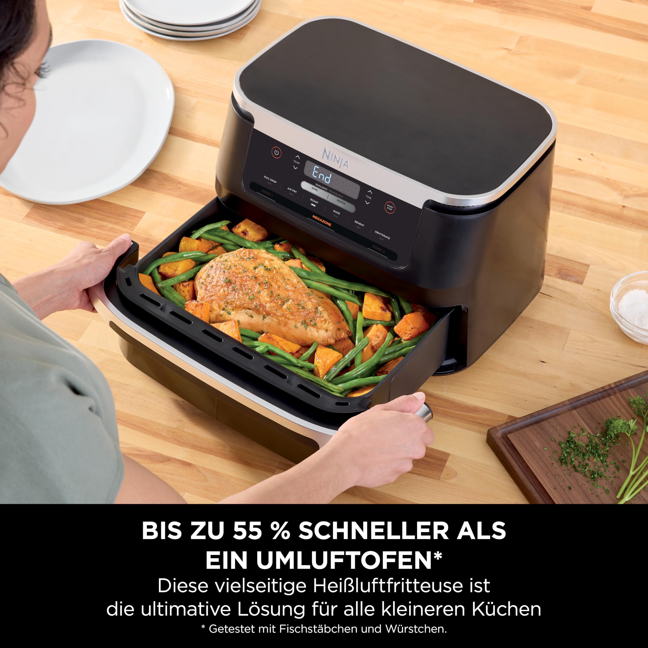 Ninja FlexDrawer Heißluftfritteuse (6 Liter), Schwarz. Dual Zone Air Fryer, große Schublade, 6-in-1, ohne Öl, heißluft-frittieren, braten, backen, Max Crisp, Antihaft spülmaschinenfeste Teile, AF550EU