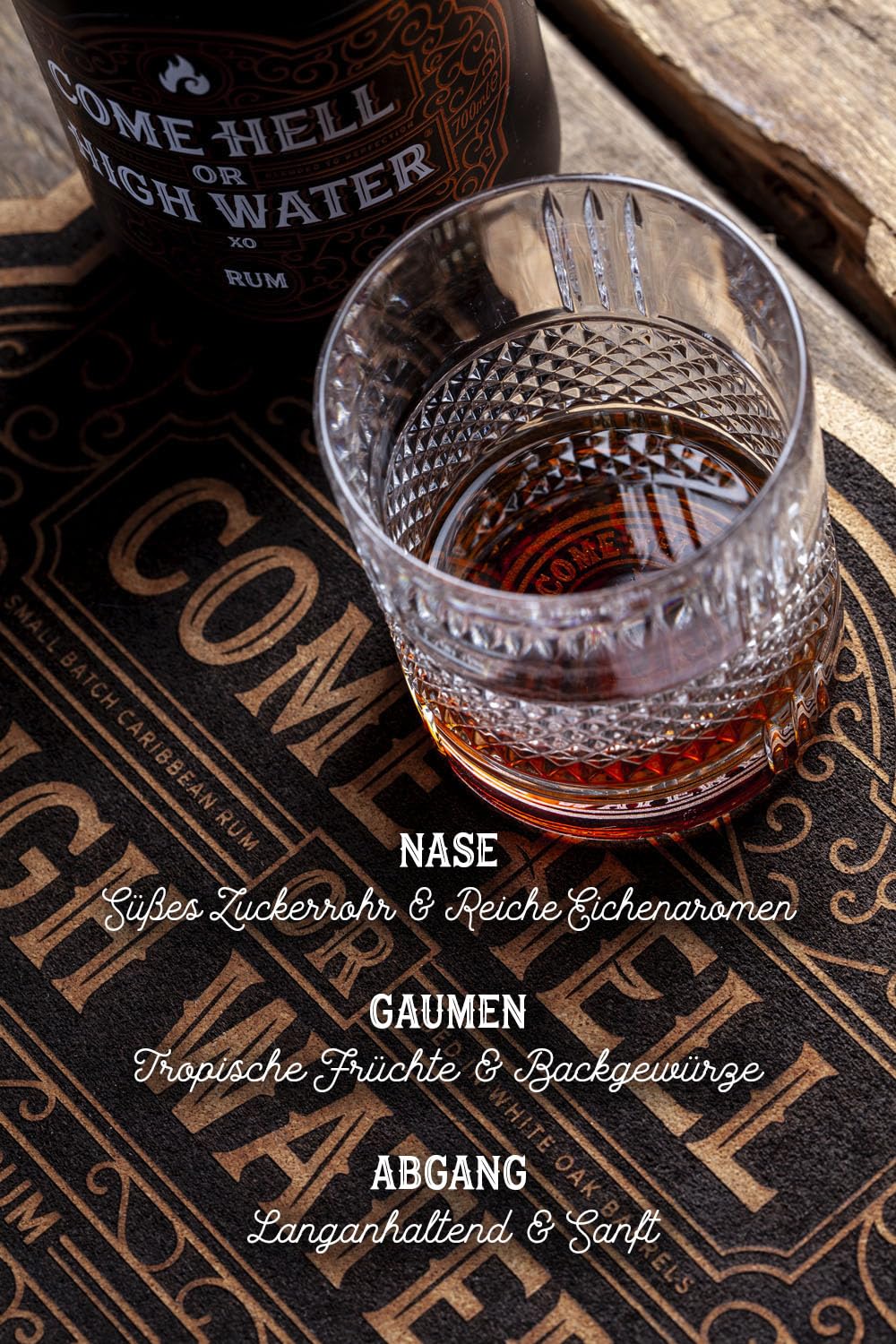 Come Hell or High Water XO Rum – 15 Jahre alter Premium Dark Rum im Geschenkset inklusive Kristallglas – 70 cl, 40% Vol. – Pur oder „On the Rocks“ genießen – Premium-Alkohol für anspruchsvolle Genieß