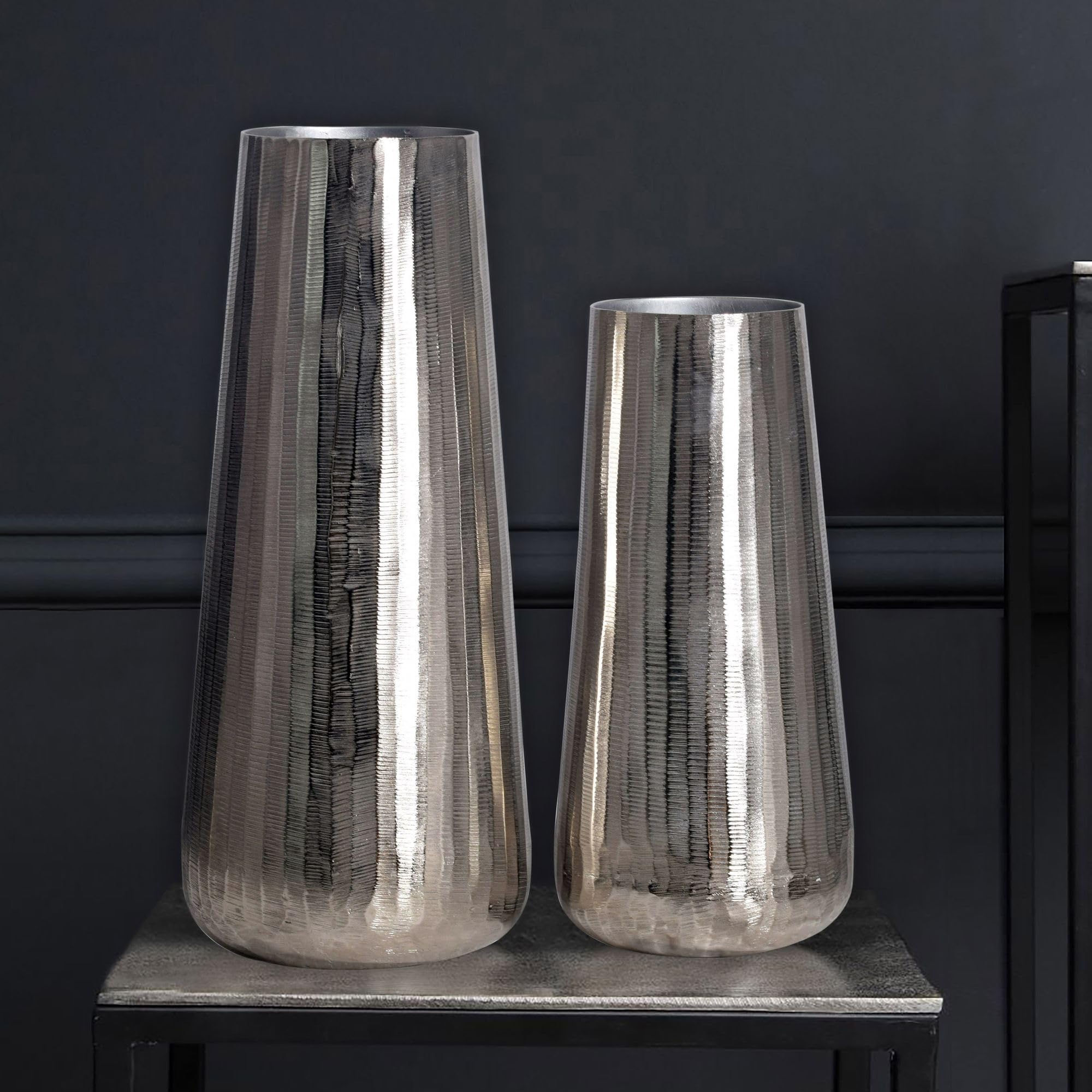 FineBuy Vase 2er Set Aluminium Silber Konisch, Blumenvase | Dekovasen rund, Tischvasen handgefertigt, Wohndeko für Wohnzimmer, Sideboard und Esstisch, Tischdeko