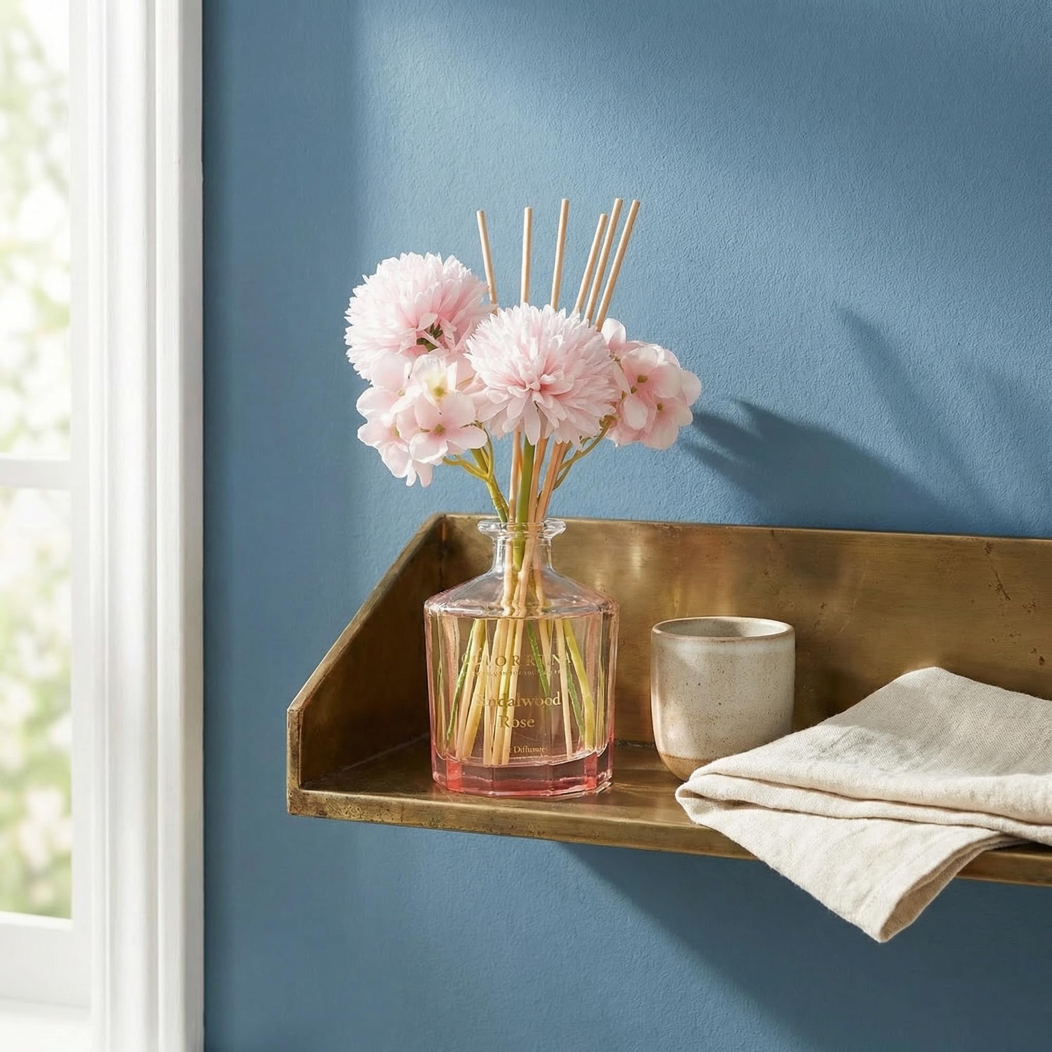 COCORRÍNA Schilfrohr-Diffusor – Sandelholz-Rose, 22 ml, Blumen-Diffusor-Set mit 8 Stäbchen, Raumduft, Schilfrohr-Diffusor für Zuhause, Schlafzimmer, Büro, Badezimmer, Regal-Dekor (Master-Kollektion)