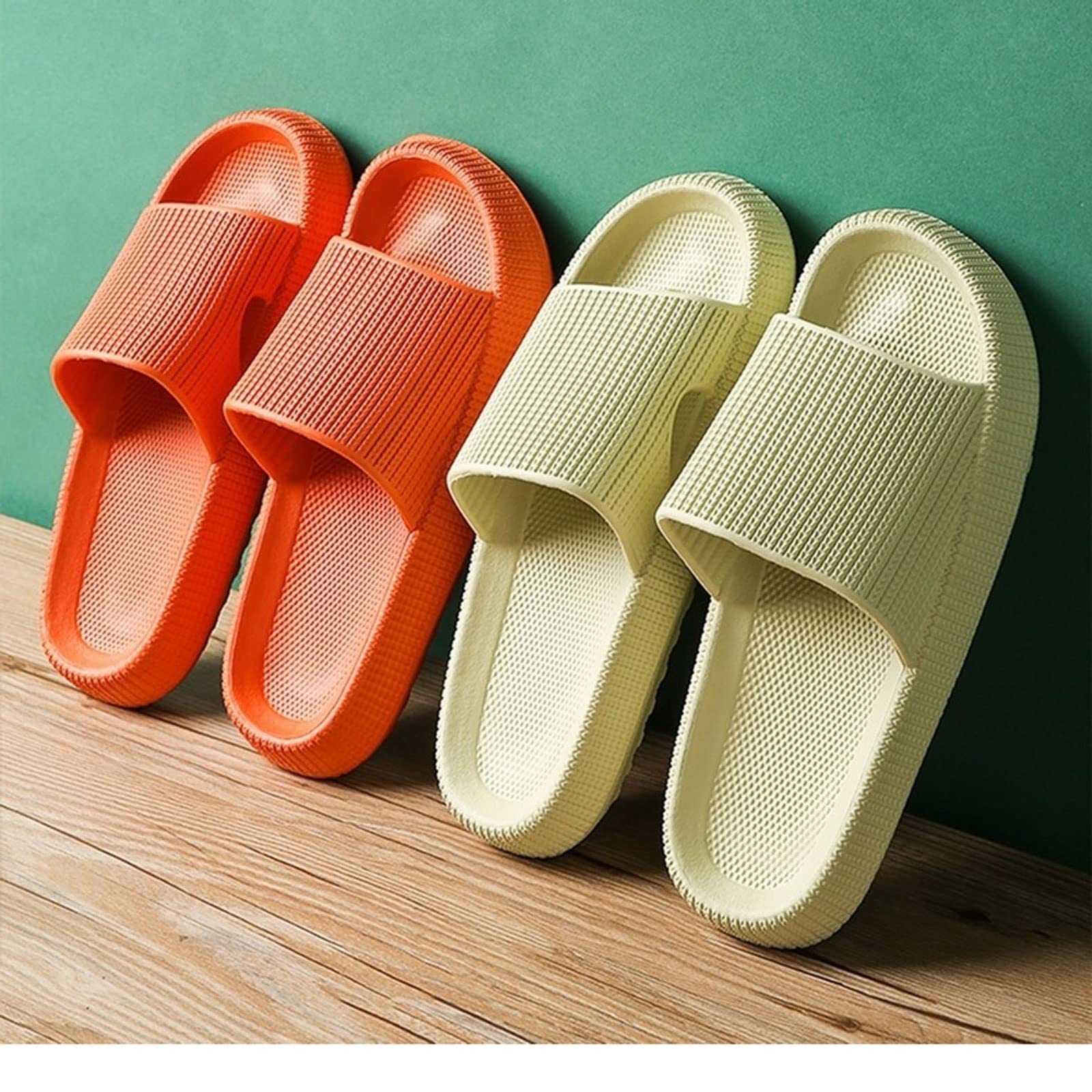 YHQZNLXQ Zapatillas para Mujer Chanclas para Mujer Zapatilla de Nube Mujer Suela Suave Sandalias de Playa Poco Profundas de Verano Hombres Toboganes de baño interioresAmarillo, 38-39