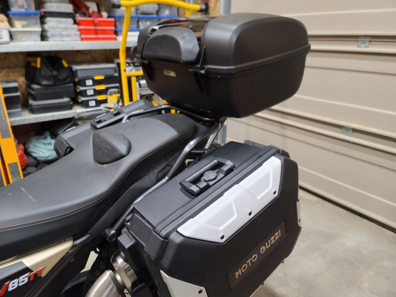 AUTOINBOX Universal Motorcycle Rear Top Box Tail Trunk Luggage Case,47