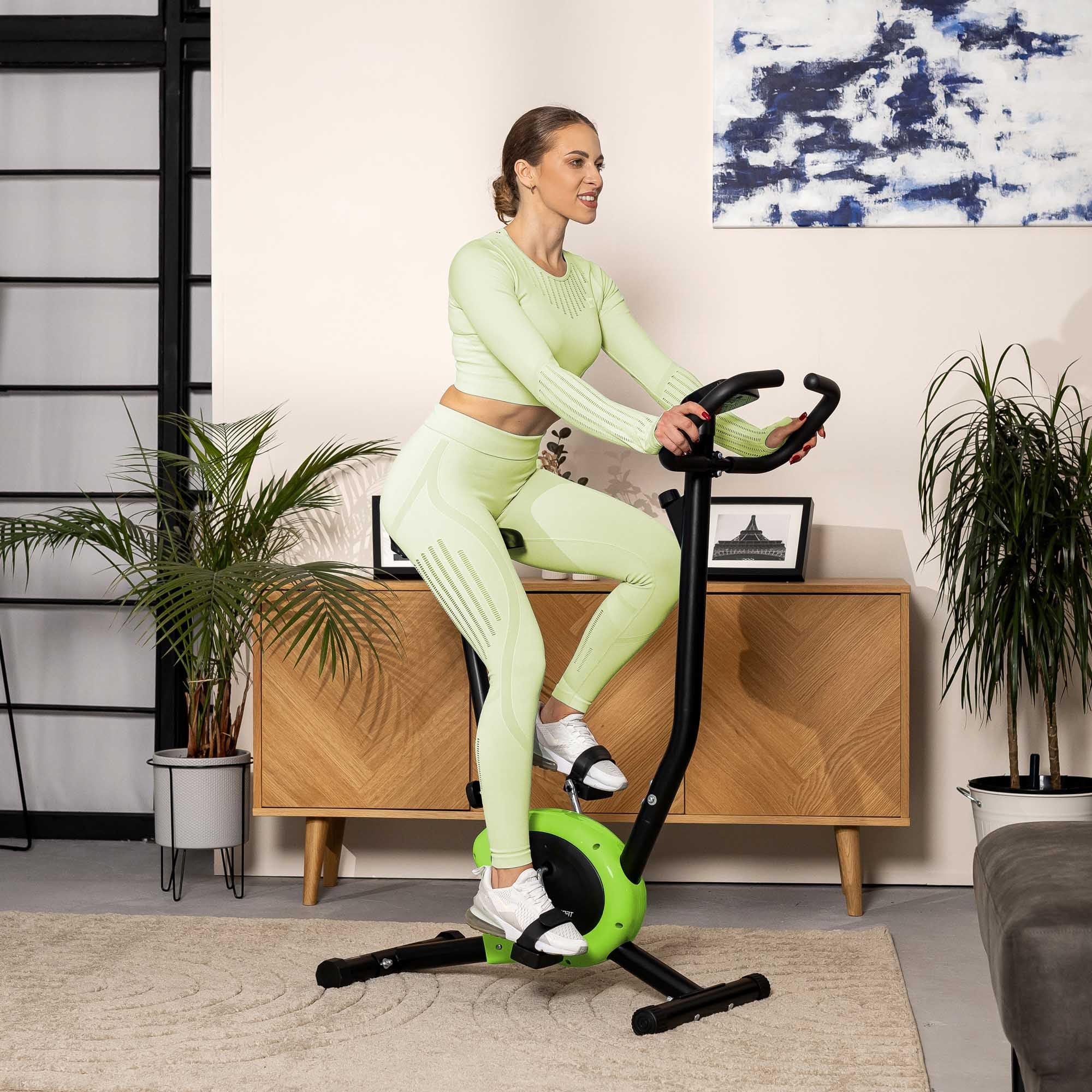 Hop-Sport Heimtrainer Fahrrad Rio - Kompaktes Ergometer für Zuhause mit Trainingscomputer, Manuelle Widerstandsregelung, Ergonomischer Sattel, Anti-Rutsch Pedale, Transportrollen