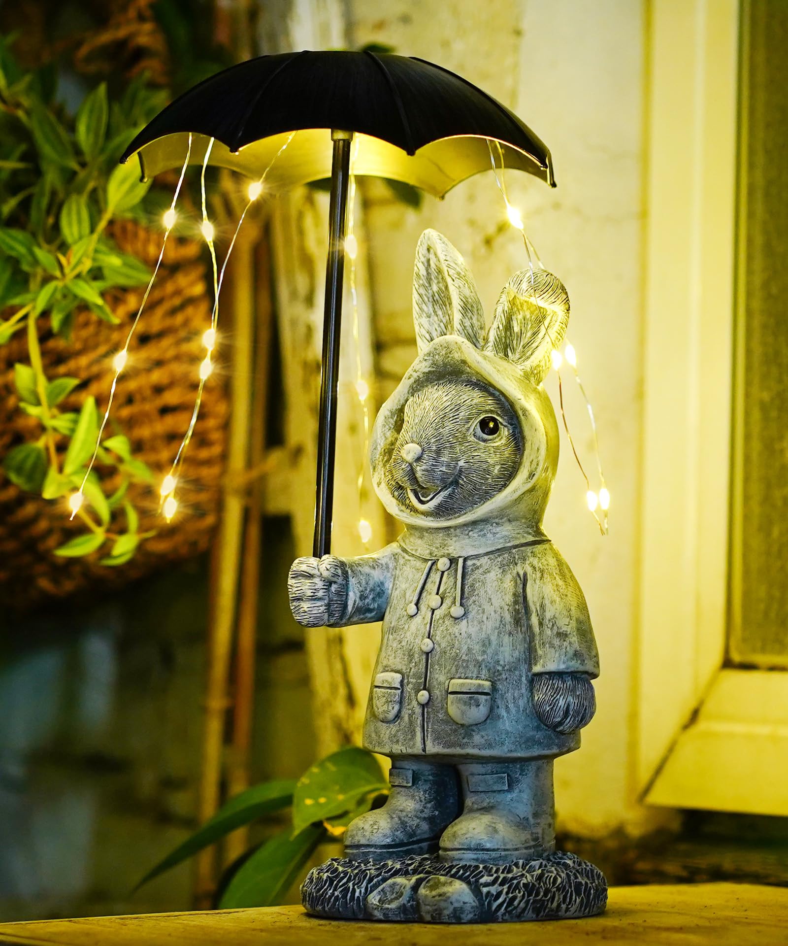 Yeomoo Tier Figur mit Solar Regenmantel Gartendeko