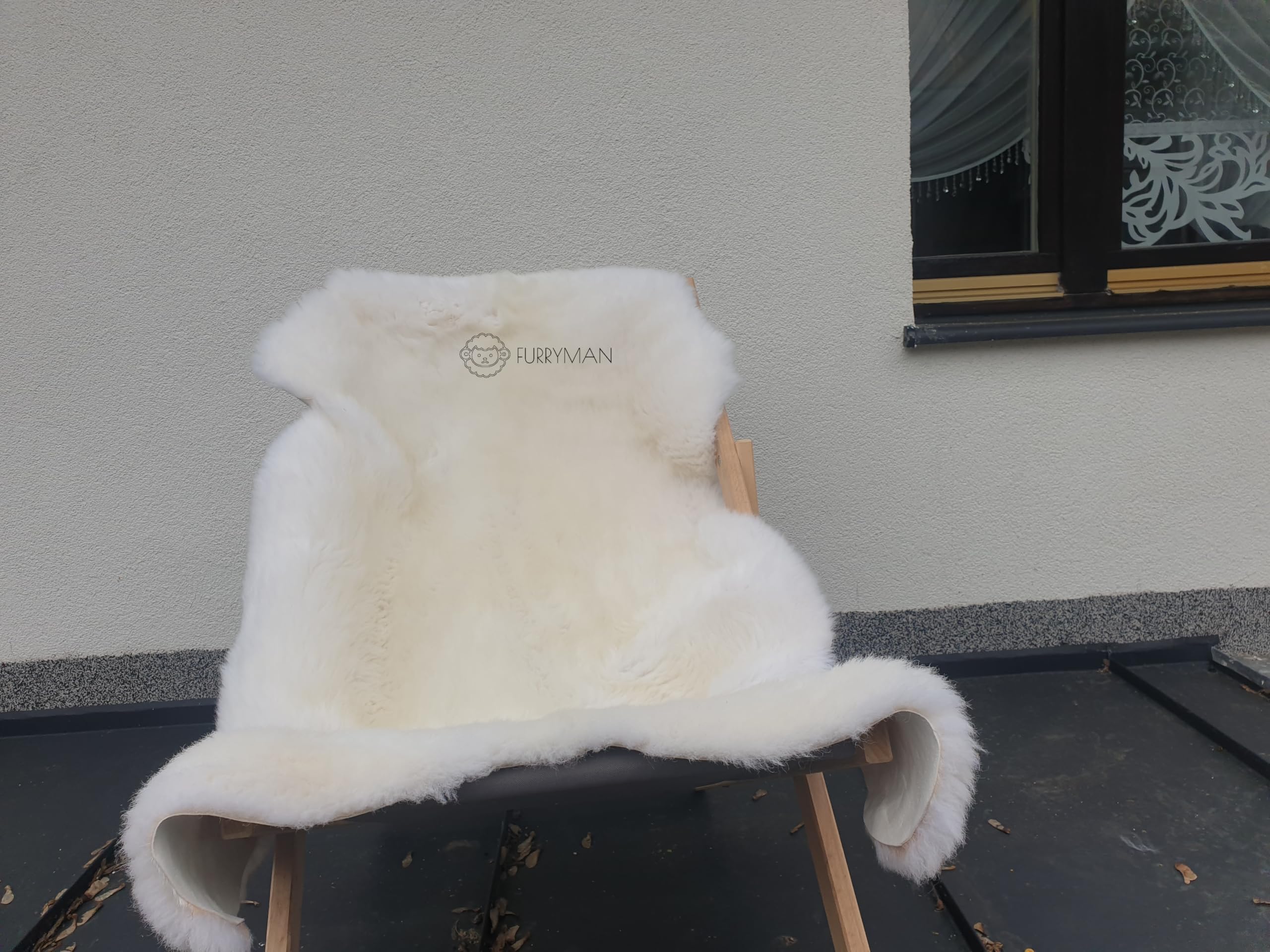 Natürliche Lammfell Weiß mittel ca. 110x55 cm mit kurzem Fell (3 cm) - Schaffelle ohne Chrom - Lammschaffell - natürliches Lammfell – Naturfell