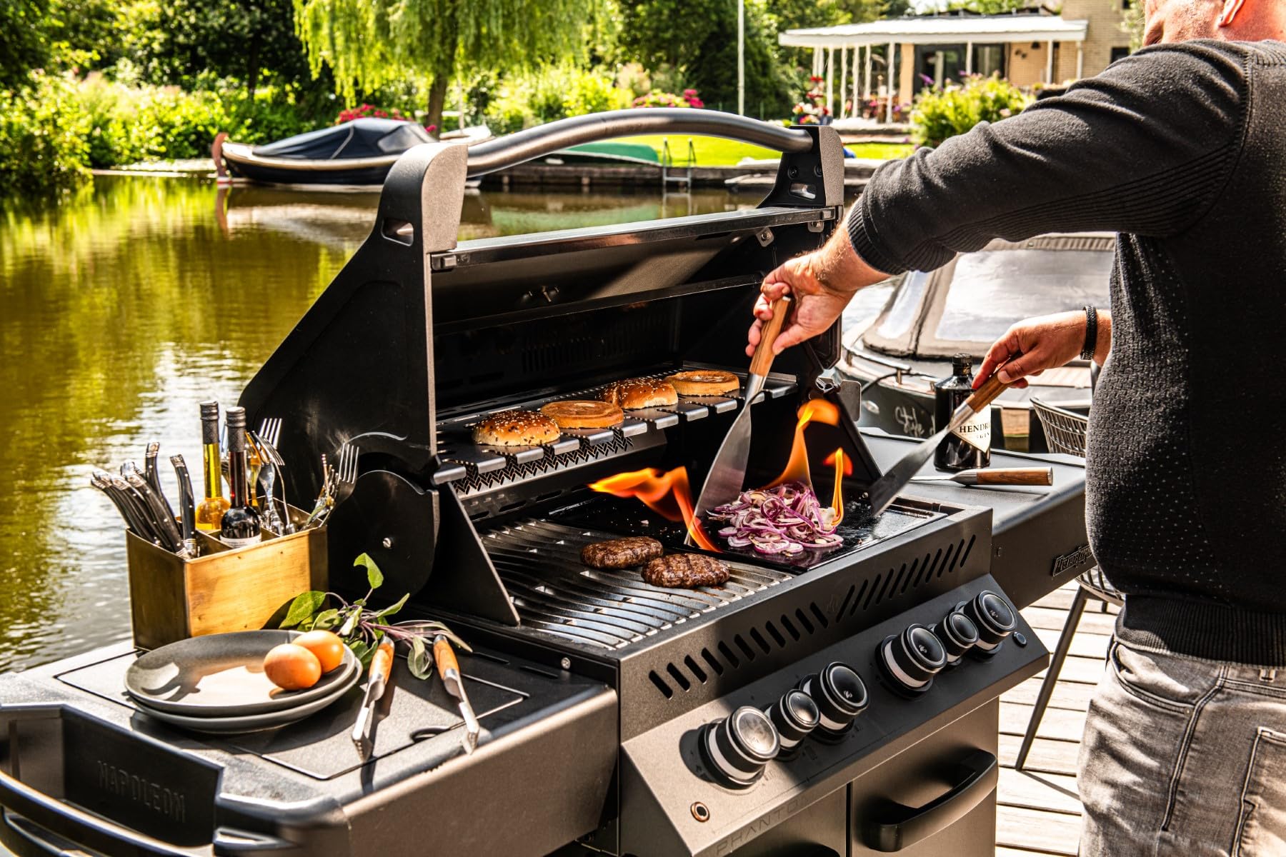 Forged BBQ Plancha spachtel, Grillspachtel, für Gasgrill, Feuerplatte und Teppanyaki, Olivenholz griff