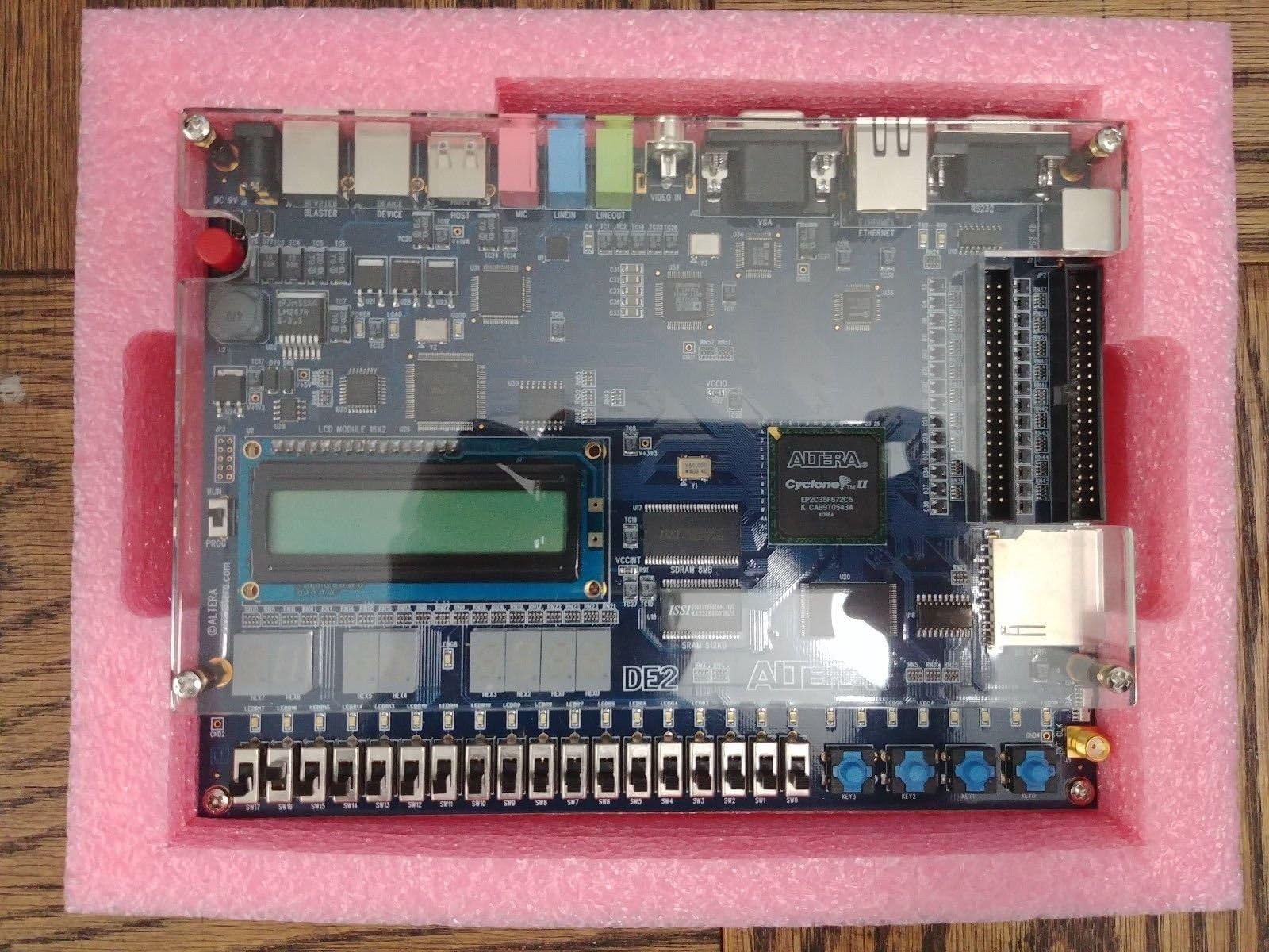 Cyclone II FPGA Starter Development Kit