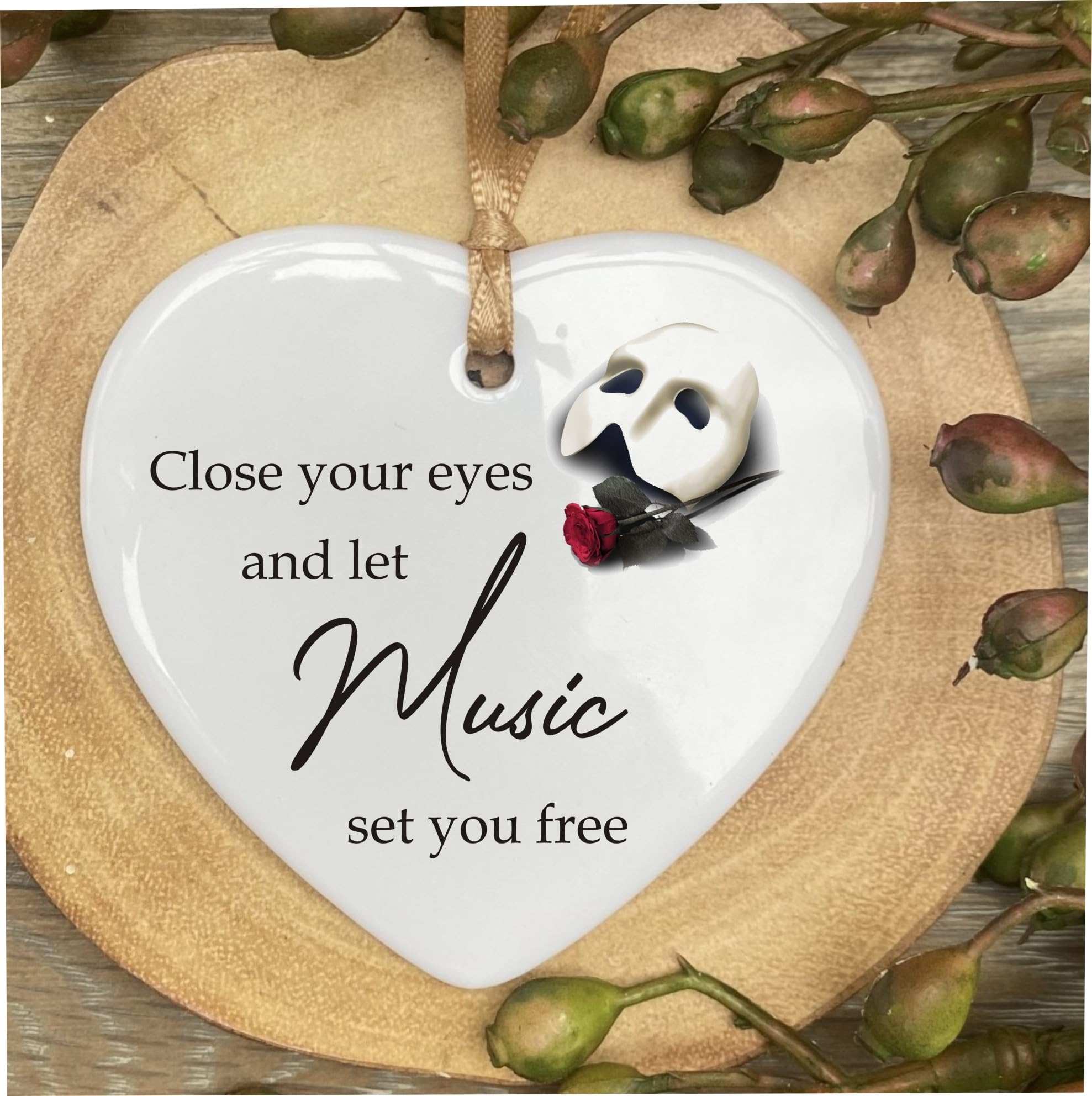 Close Your Eyes Phantom Of The Opera Musical Gift Quote Ceramic Heart Gift Plaque Office Hanging Sign cr160