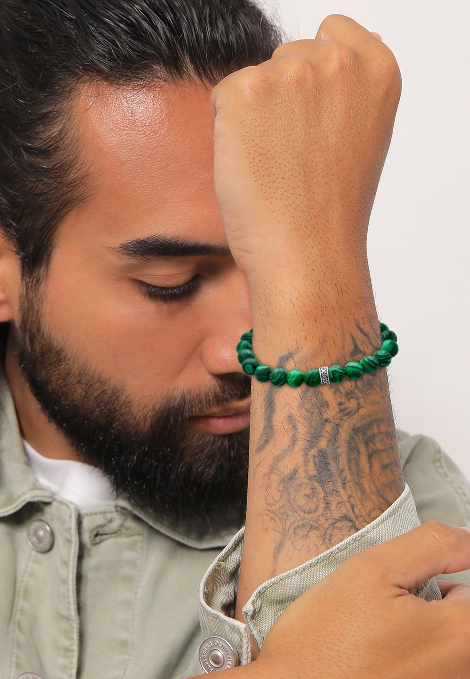 Kuzzoi Buddha Herren Armband mit grünen Malachit Edelstein Perlen und Beads | Yogaarmband Energiearmband Länge 19 21 cm elastisch