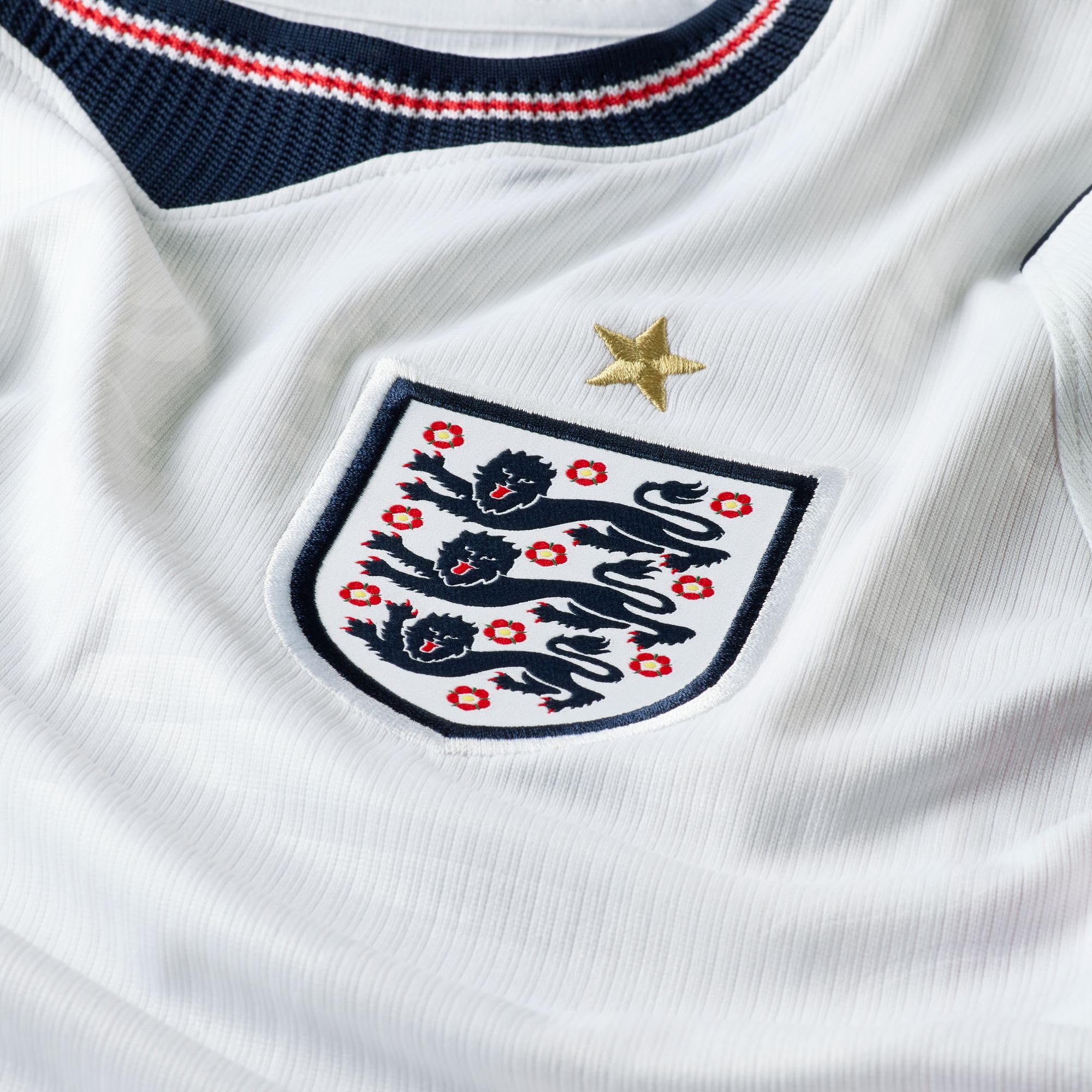 Nike England National Team Dri-Fit Stadium Home T-Shirt Uomo (Pacco da 1)