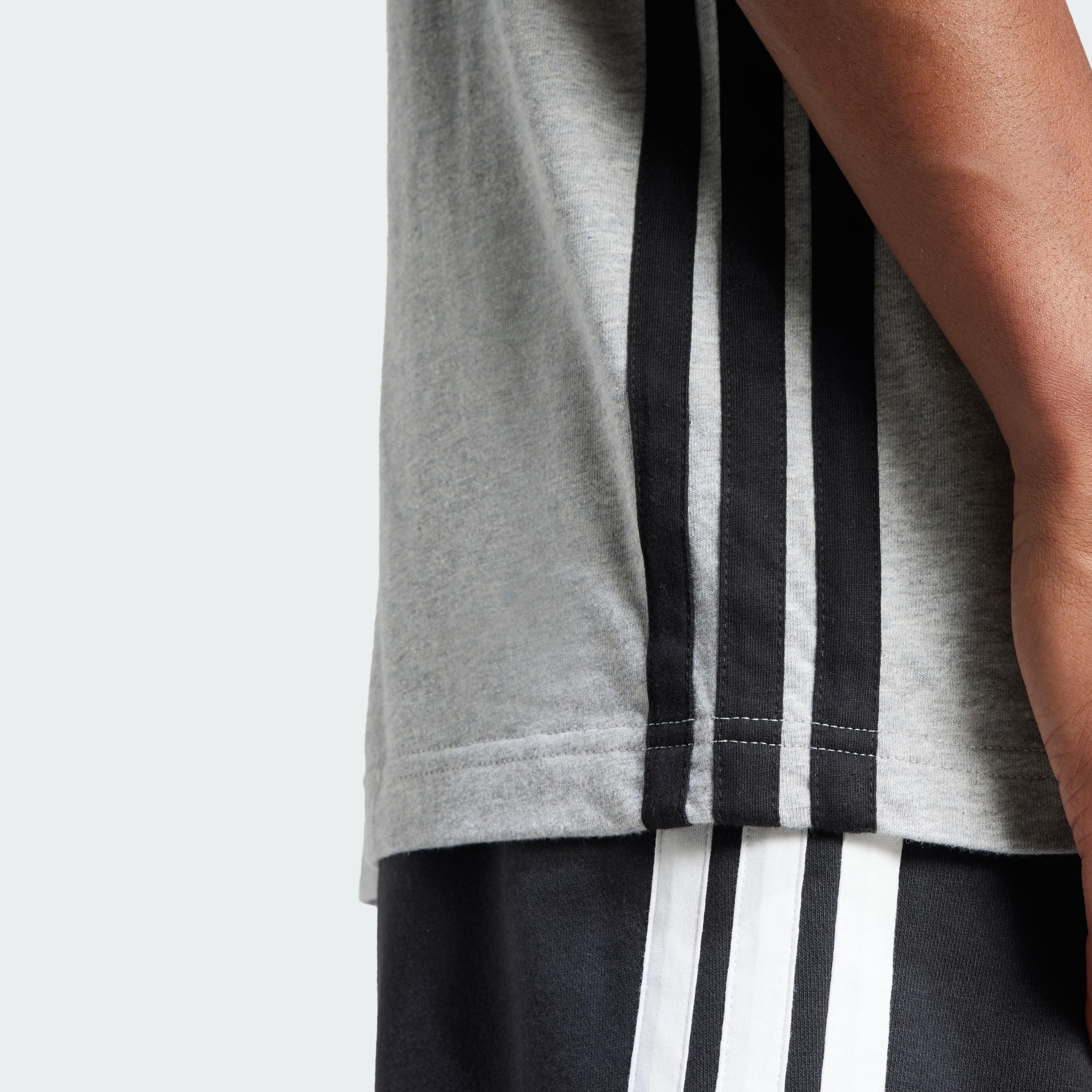 adidas Koszulka Mężczyźni Essential Three Stripes Single Jersey Tee