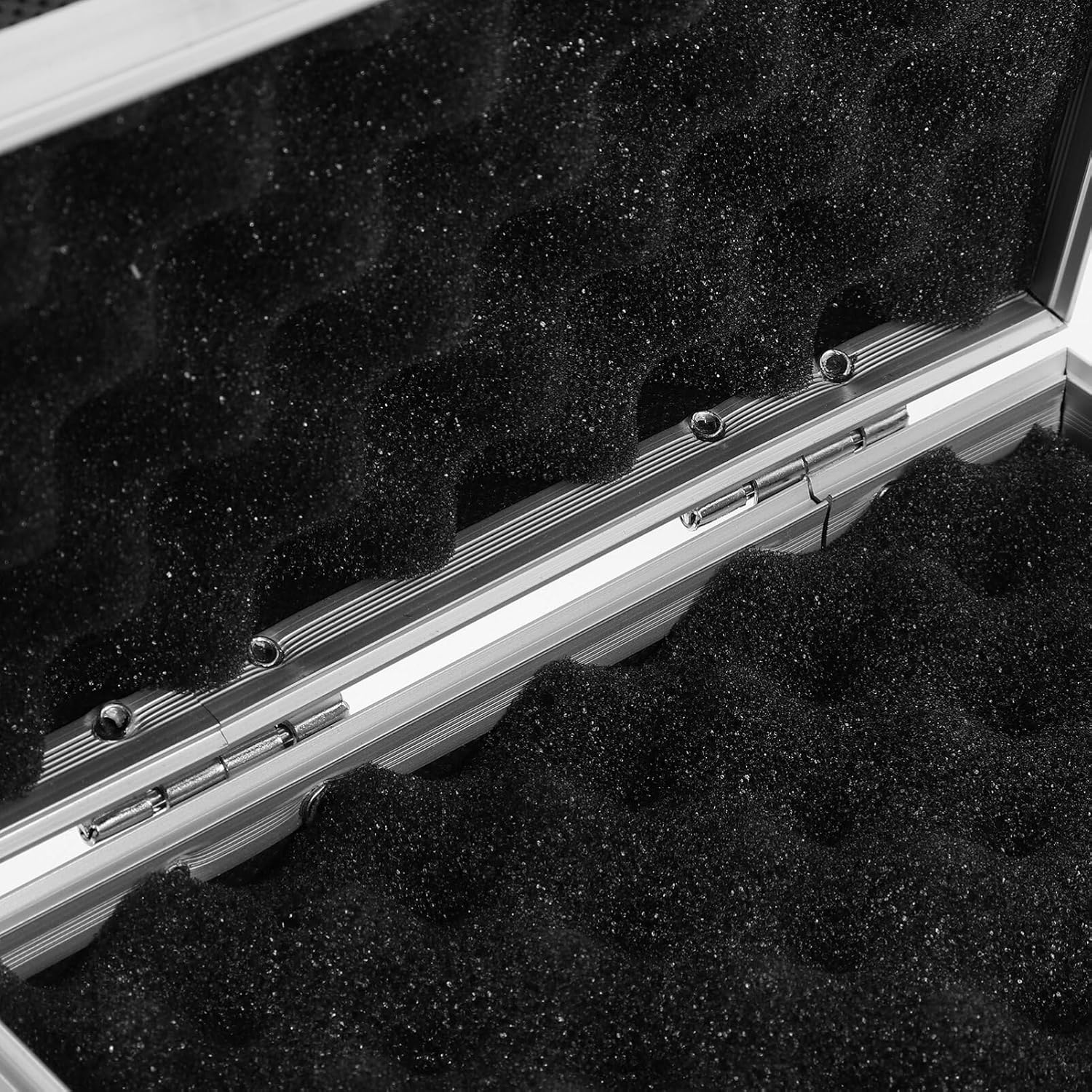 Gadpiparty Locking Clipboard Case Aluminum Locking Briefcase with Handle Metal Heavy Duty Clipboard with Storage for Travel Business Men Women