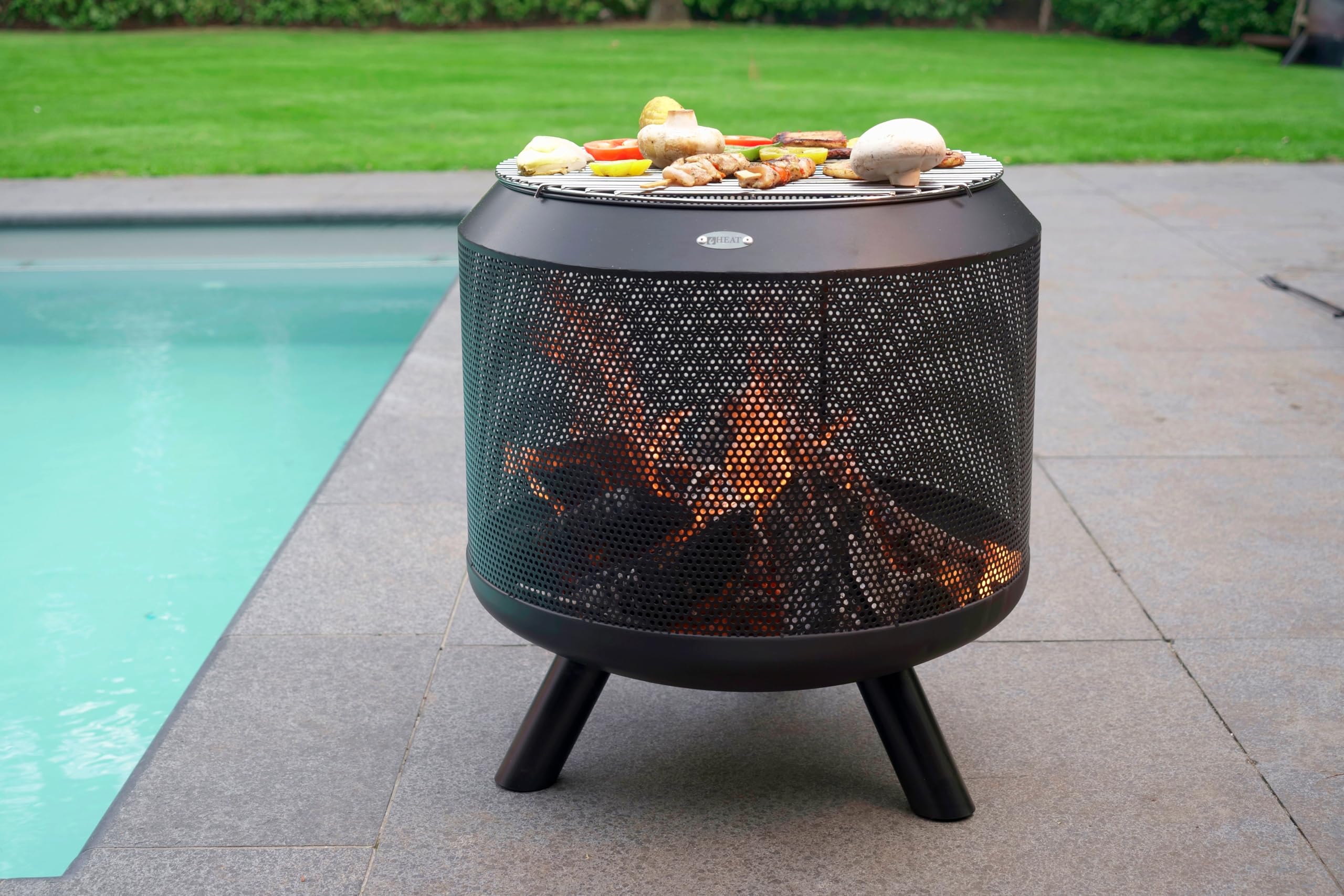 Feuertrommel mit Grill - Feuerkorb mit Grill – Feuerstelle mit Beinen für den Garten, inkl. Grillrost – 50x50x60 cm