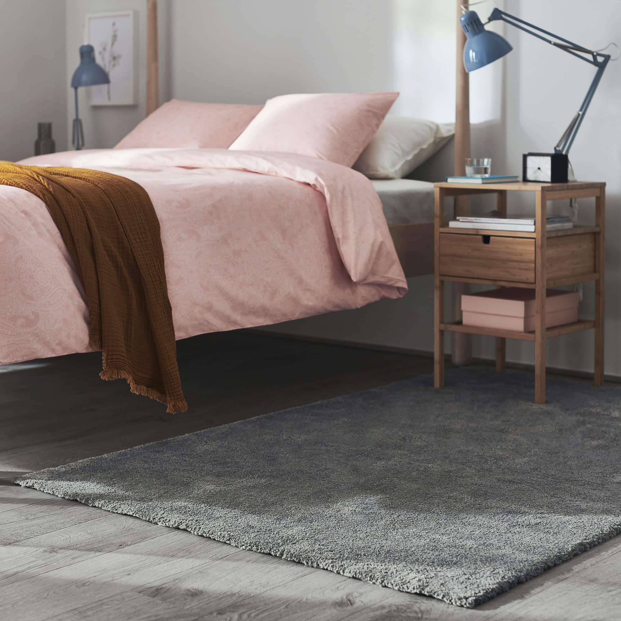 IKEA STOENSE Teppich, Niederflor, 133x195 cm, Mittelgrau