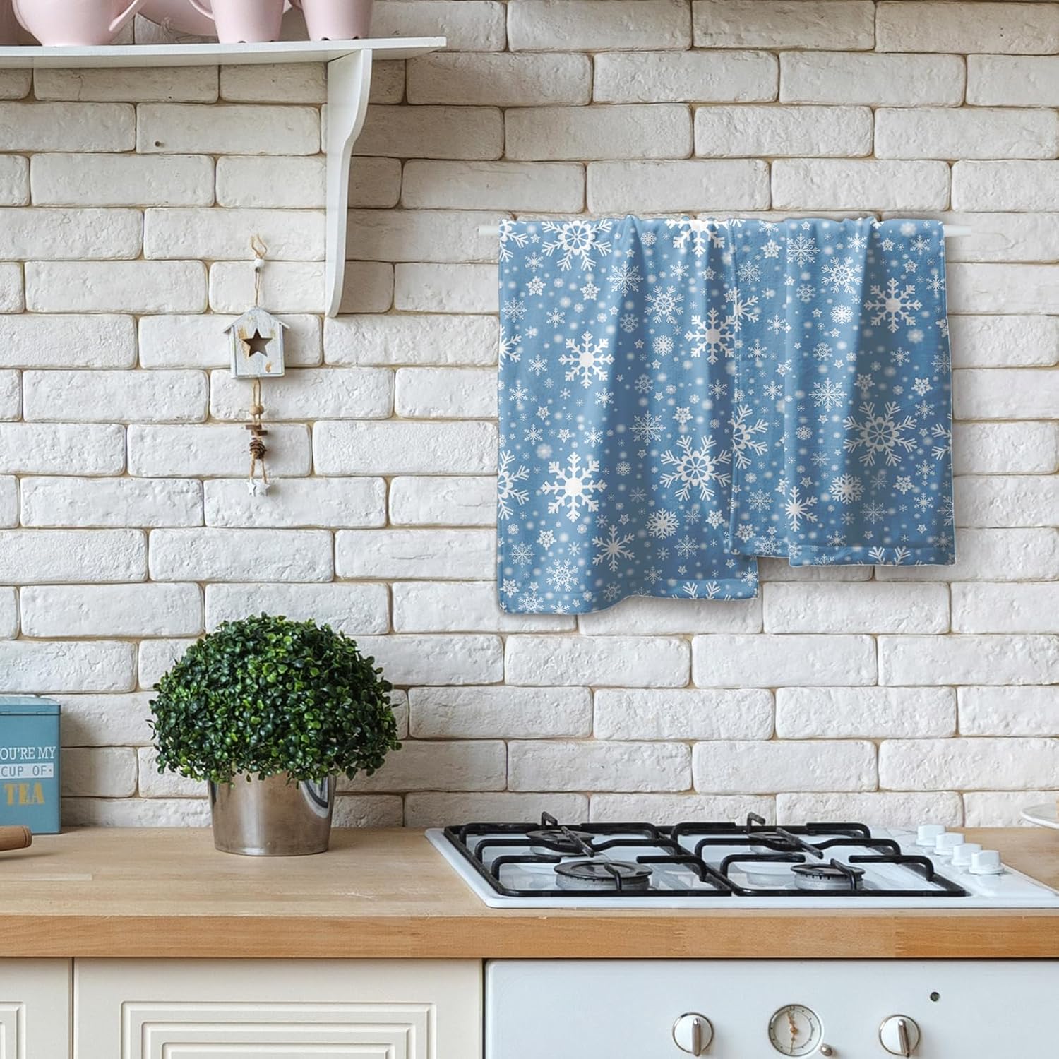 Winter Blue Snowflakes Hand Towels Set of 2 Highly Absorbent Soft Blue Christmas Towels for Bathroom Winter Christmas Deorative Kitchen Towels Washcloth for for House Hotel Gym Spa Yoga Sport 14”x28" - Image 8