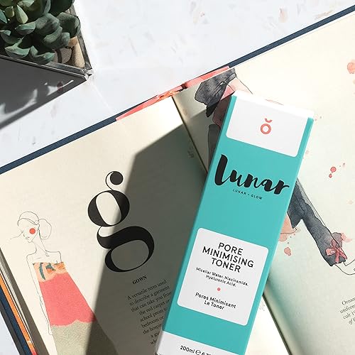 Miniatura 7 de Tónico minimizador de poros de Lunar Glow, que contiene niacinamida y ácido hialurónico 6.8 fl oz / 6.8 fl oz