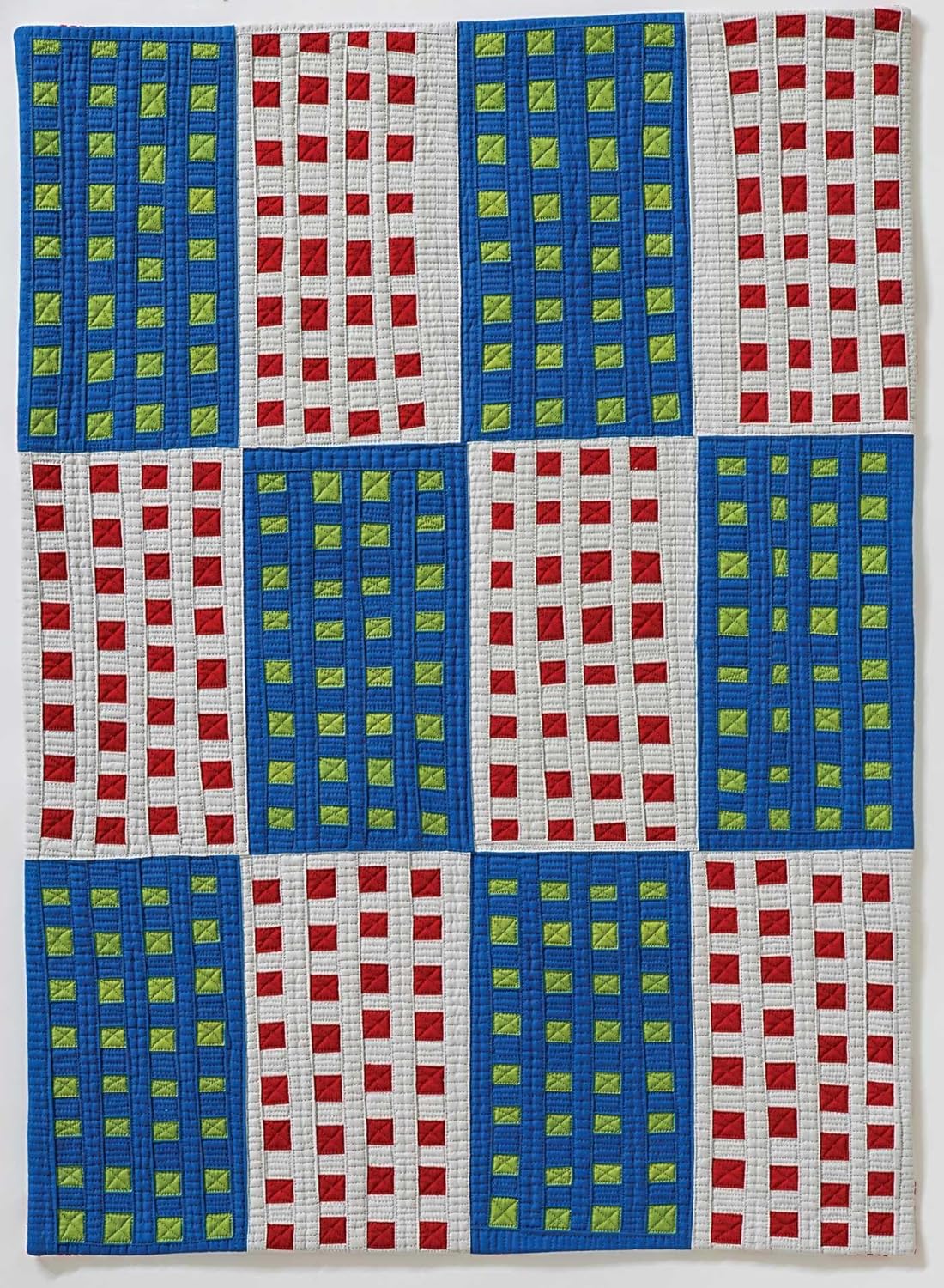 Improv Patchwork: Dynamic Quilts Made with Line & Shape - Image 3