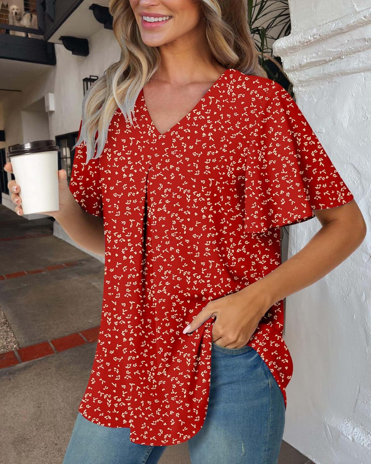 Camisetas femininas de verão 2025 manga curta com babados e gola V P-3GG em promoção! Veja a oferta e mais achadinhos de Blusas 2 Hoje é o melhor dia para comprar Camisetas femininas de verão 2025 manga curta com babados e gola V P-3GG com aquele preço maroto! Promoção! Aproveite a oferta! 2