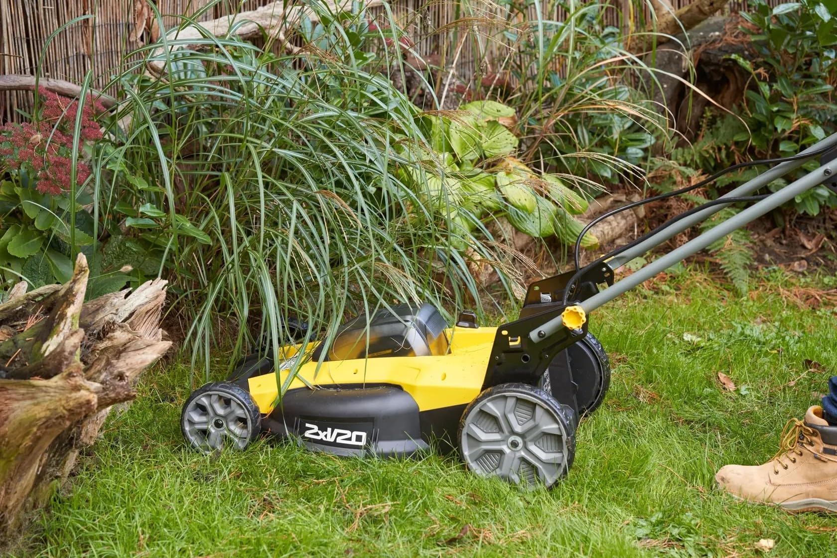 STANLEY Cortacésped autopropulsado V20 Li-Ion 18V sin para taller y automoción para mantener una conexión estable y práctica con medida o especificación 20 L