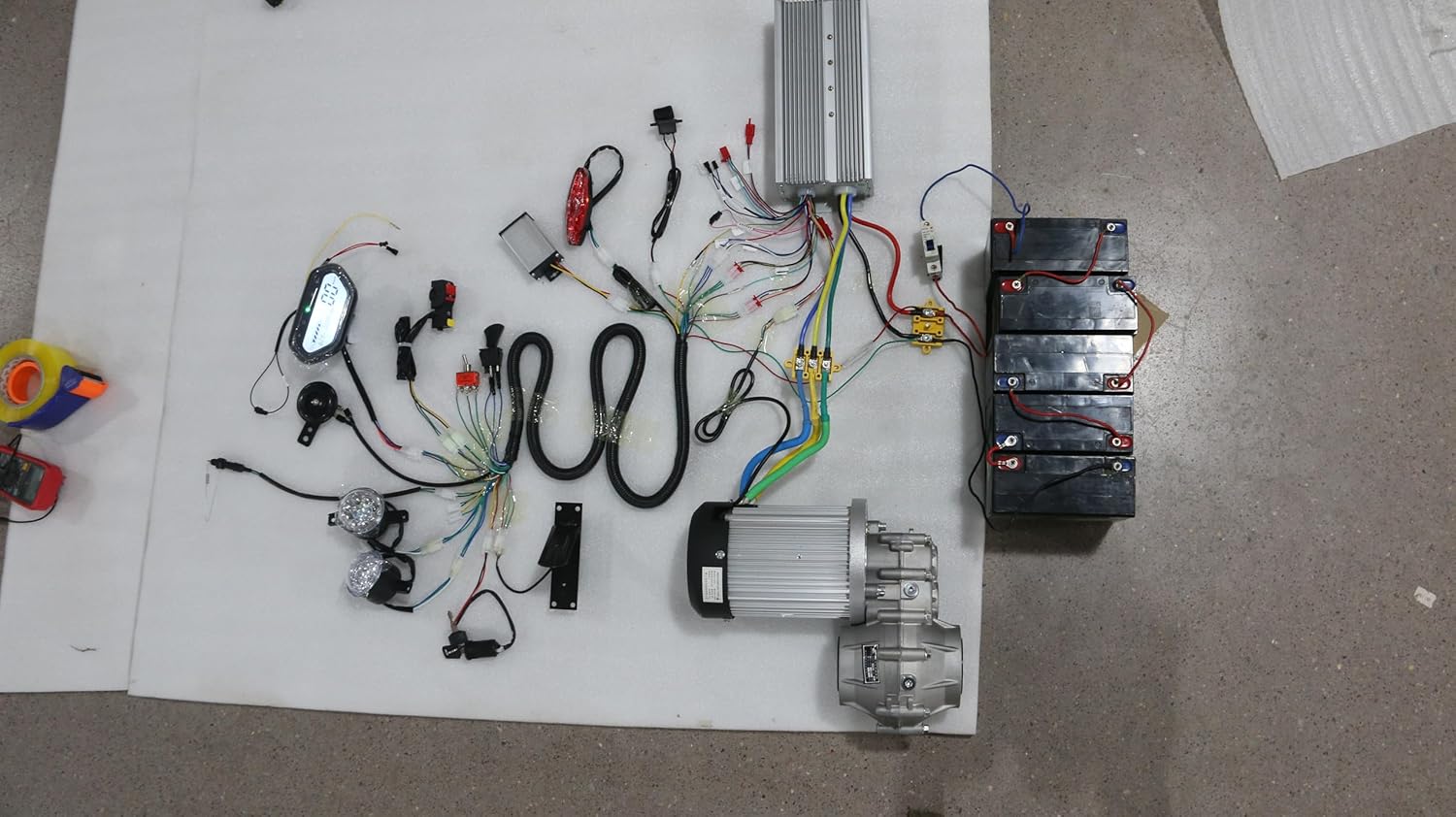 High Torque 60V 2500W Brushless Differential Motor Kit with Gearbox, Controller, Lights and accessories – For Electric Golf Cart, Go Kart, ATV, Buggy, Quad, UTV, Trike, DIY EV Conversion 6000RPM 400Nm