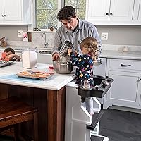 Vista 3 de Step2 Mobile Helper, taburete y soporte de torre para niños pequeños, altura ajustable y almacenamiento integrado, pies antideslizantes, incluye