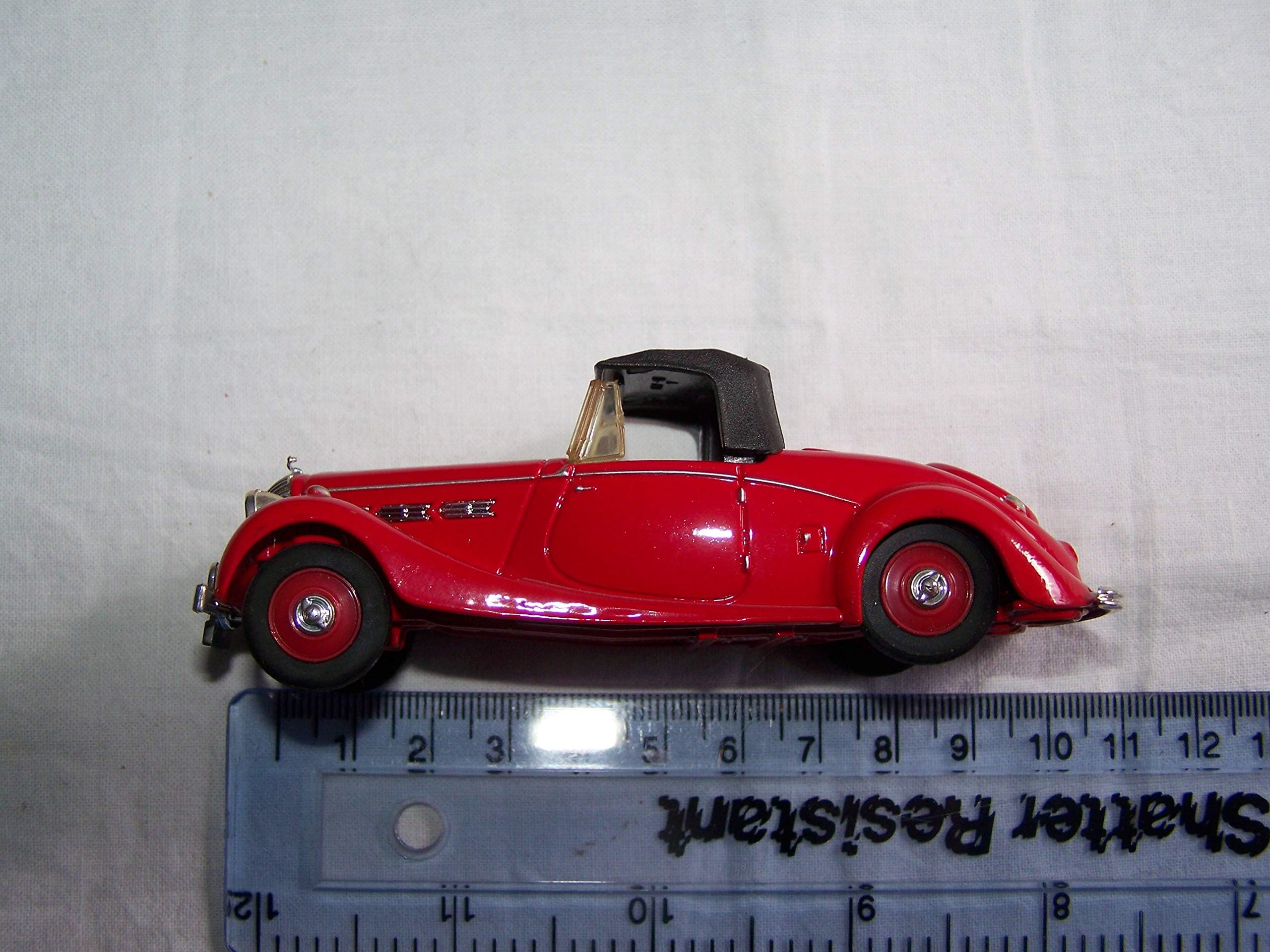DINKY 1/43 DYS17 1939 TRIUMPH DOLOMITE RED