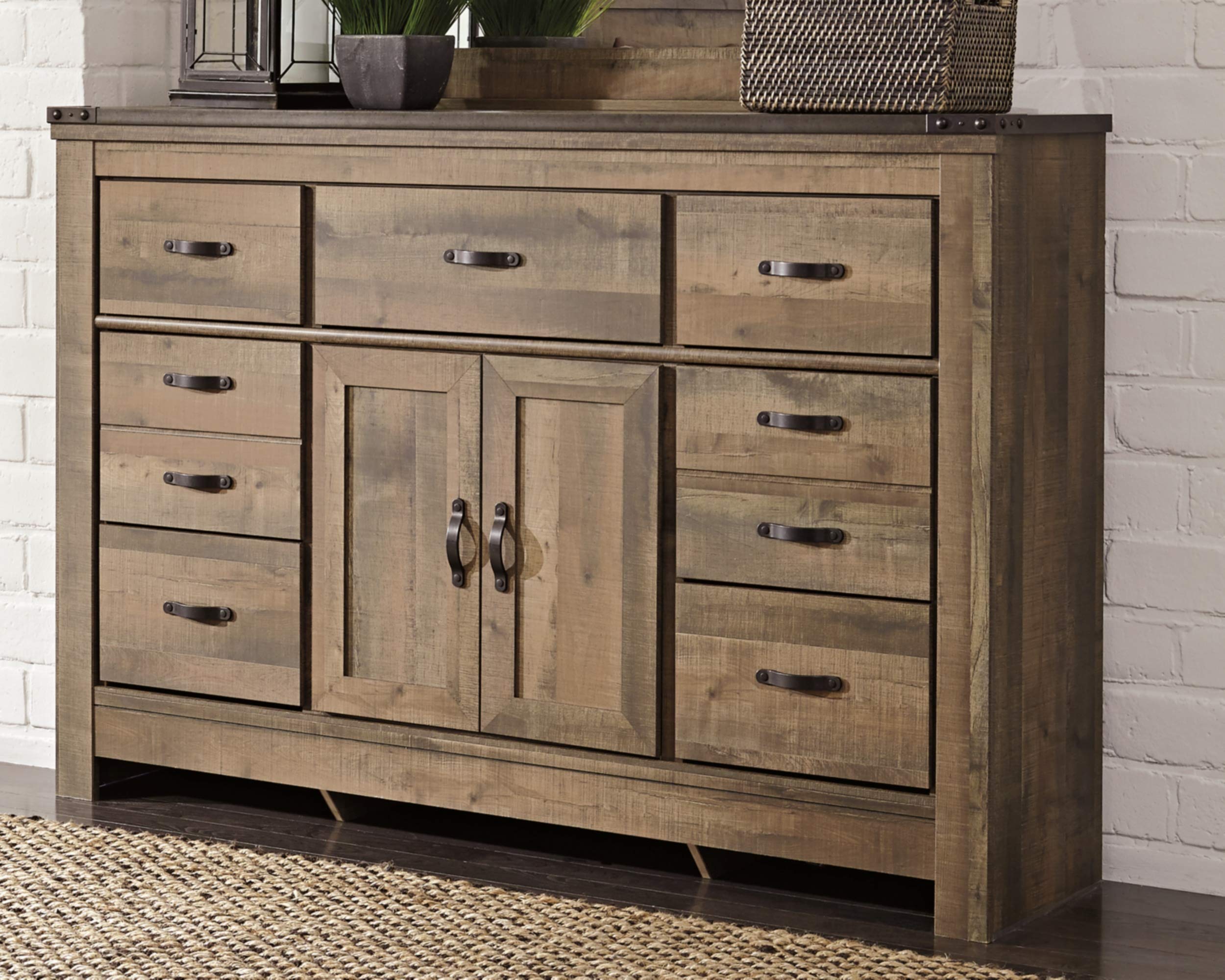 ashley furniture signature design quinden dresser 7 drawer dark brown Porter - Dresser