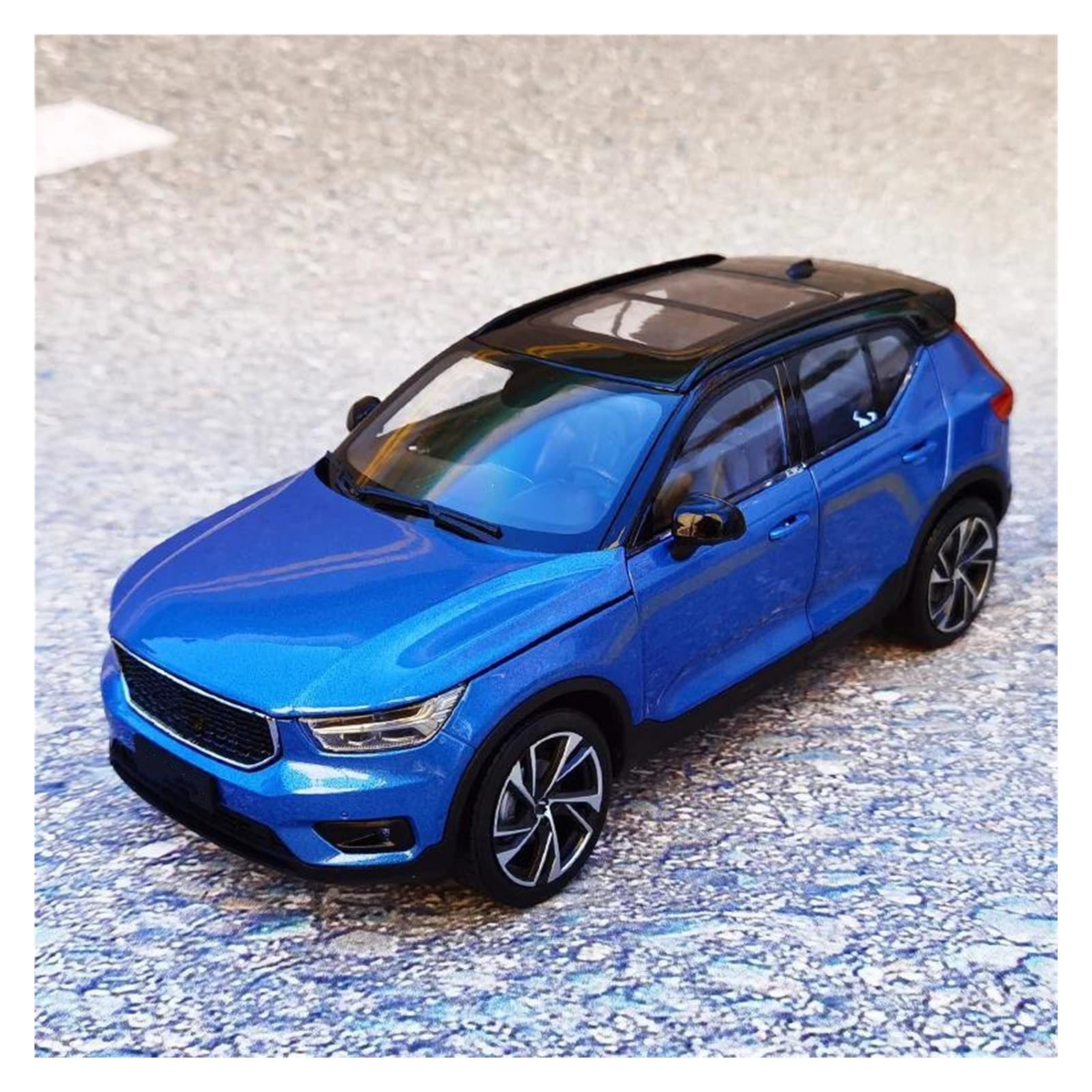 Btwodian Scale Model Car 1:18 For Volvo XC40 SUV Diecast Alloy Car Model Vehicles Collection Desk Decoration(Blue)
