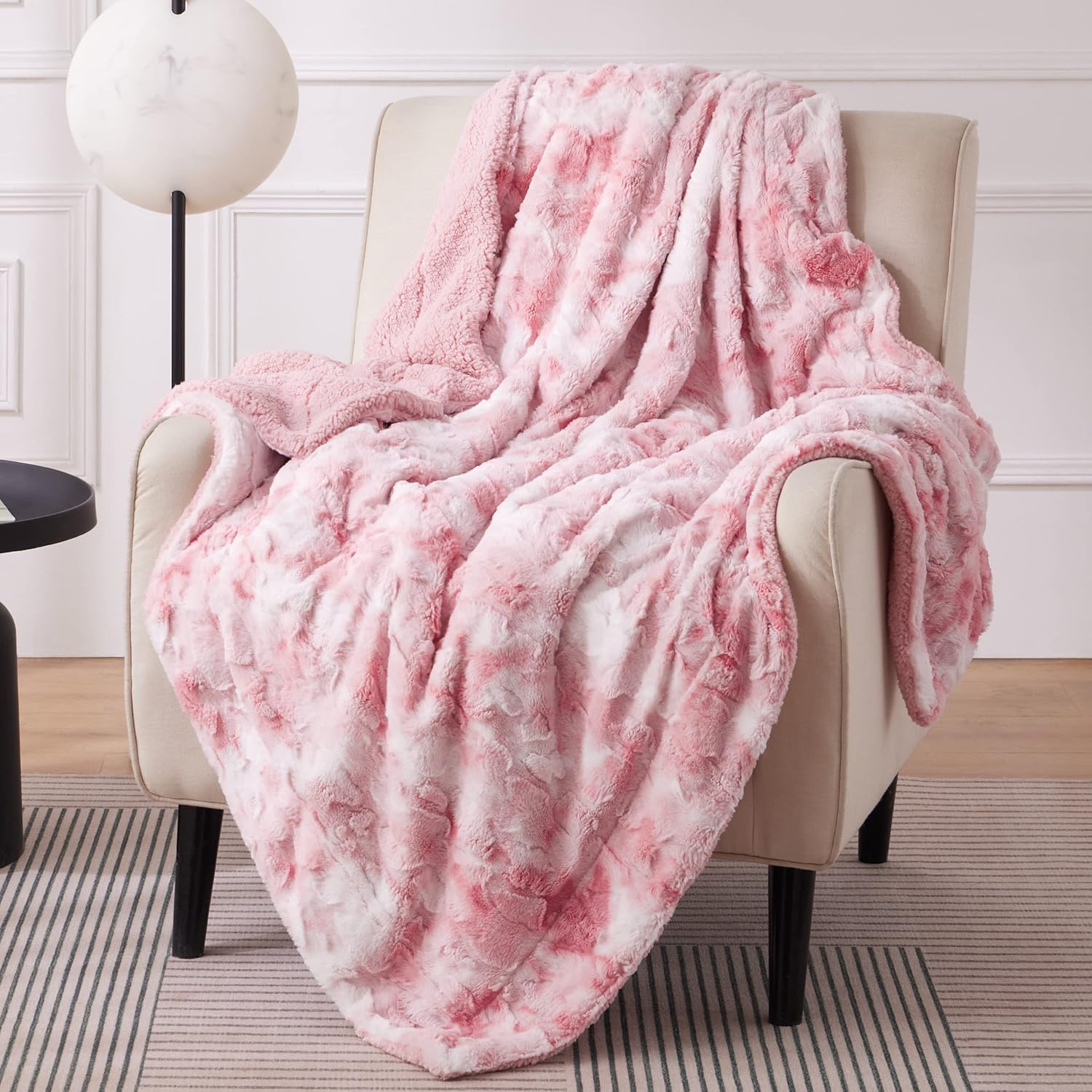 Bedsure Fuzzy Blanket for Couch Pink, Soft and Comfy Sherpa, Plush and Furry Faux