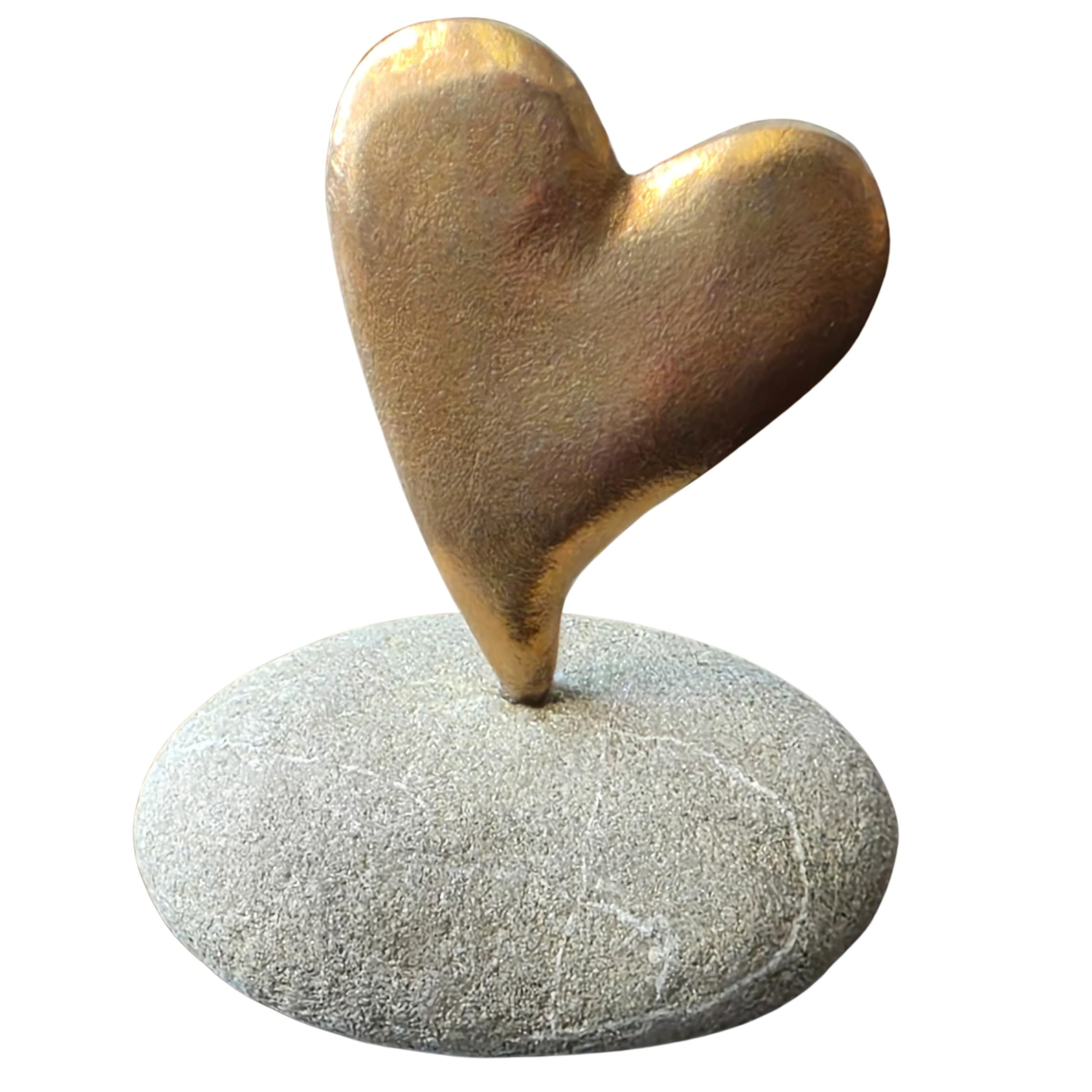 Herzmensch Edles Herz aus Bronze Gold auf echtem Donau-Flussstein ca. 9 x 9 cm - Geschenk für die Liebe, Deko zur Hochzeit, wetterfester Grabschmuck