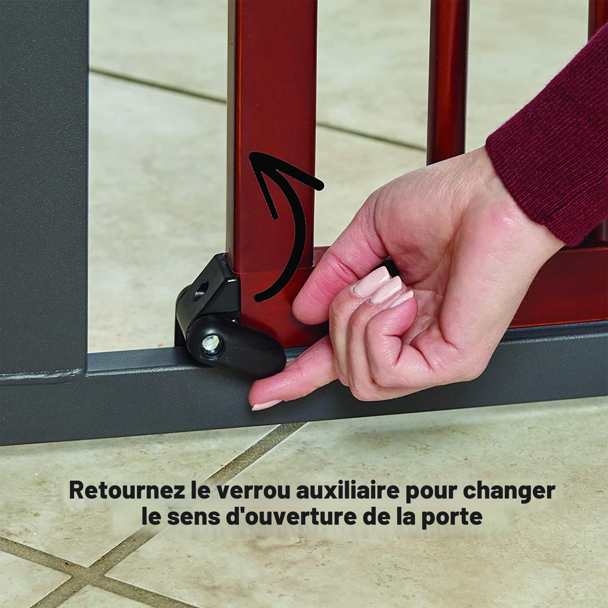 MidWest Homes for Pets 2929SG-WD Barrière en acier avec cadre en graphite texturé et porte en bois décoratif, 73,66 à 99,06 cm ; bois décoratif