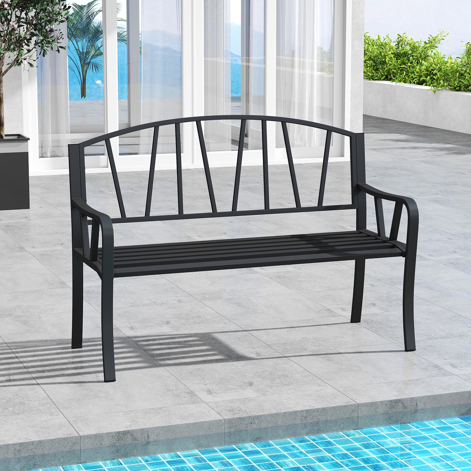 GIANTEX Panca esterna da giardino, seduta a doghe per 2-3 persone, capacità 300 kg, schienale semplice, braccioli curvi, panca da giardino in metallo robusto per terrazza, parco (129 x 53 x 93 cm)