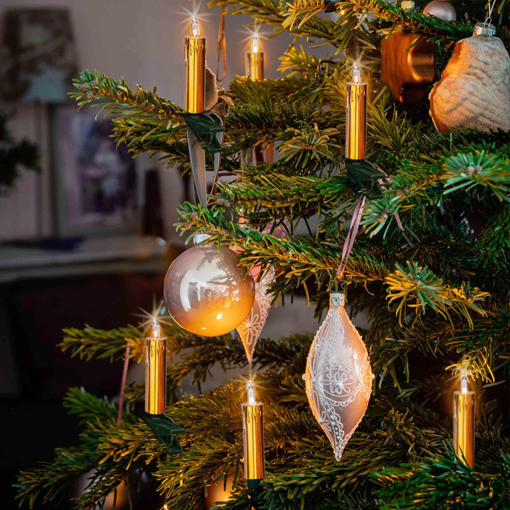 Hellum Lichterkette Mit 30 LED-Kerzen – Elfenbeinfarben, Warmweiß, 8,7 M Beleuchtete Länge + 3 M Zuleitung, Kabel Grün, Für Weihnachtsbaum & Innenraum Hellum Lichterkette Kerzen 30 LED