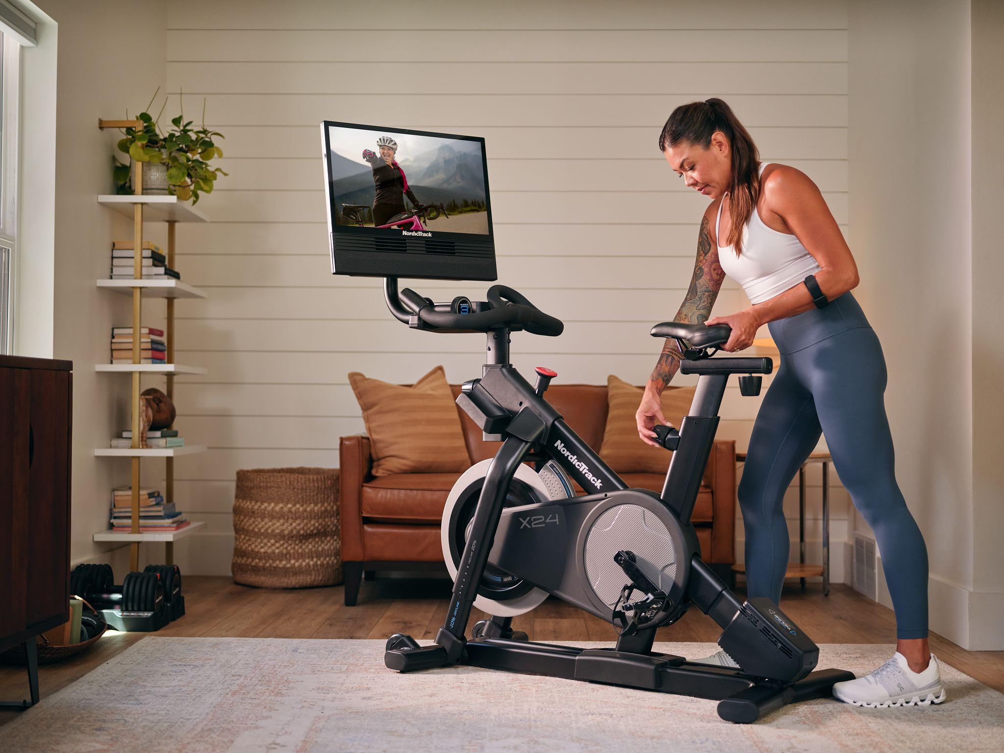 NordicTrack S22i, X24 und Studio 24 Heimtrainer, Spinning-Fahrrad, Studio-Fahrrad, 24 Stufen digitaler Widerstand, leiser magnetischer Widerstand