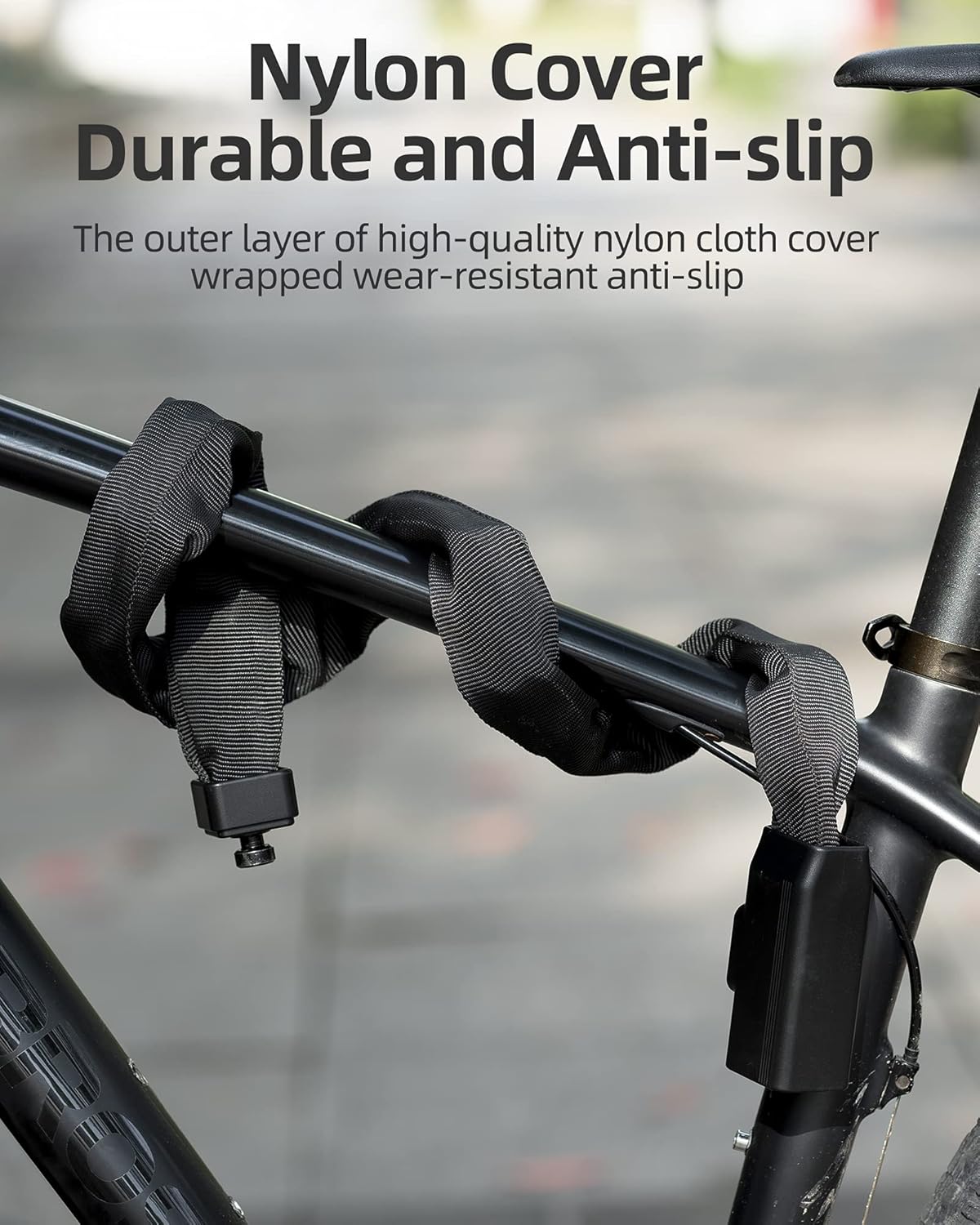 Close-up image of the ROCKBROS bike chain lock chain, highlighting its 8mm thickness.